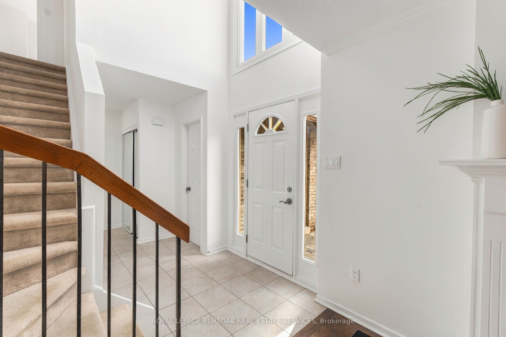2161 Devlin Drive, Burlington, ON L7P 3C6 photo 5