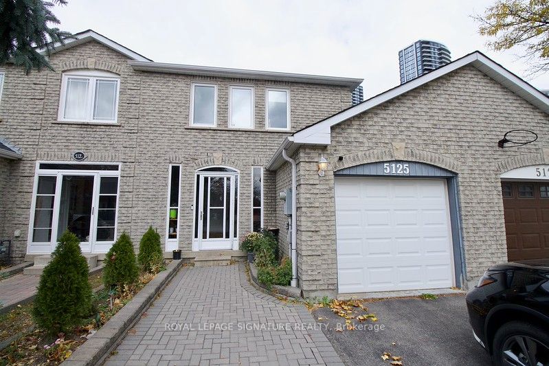 5125 Salishan Circle, Mississauga, ON L5R 3E8 photo 2