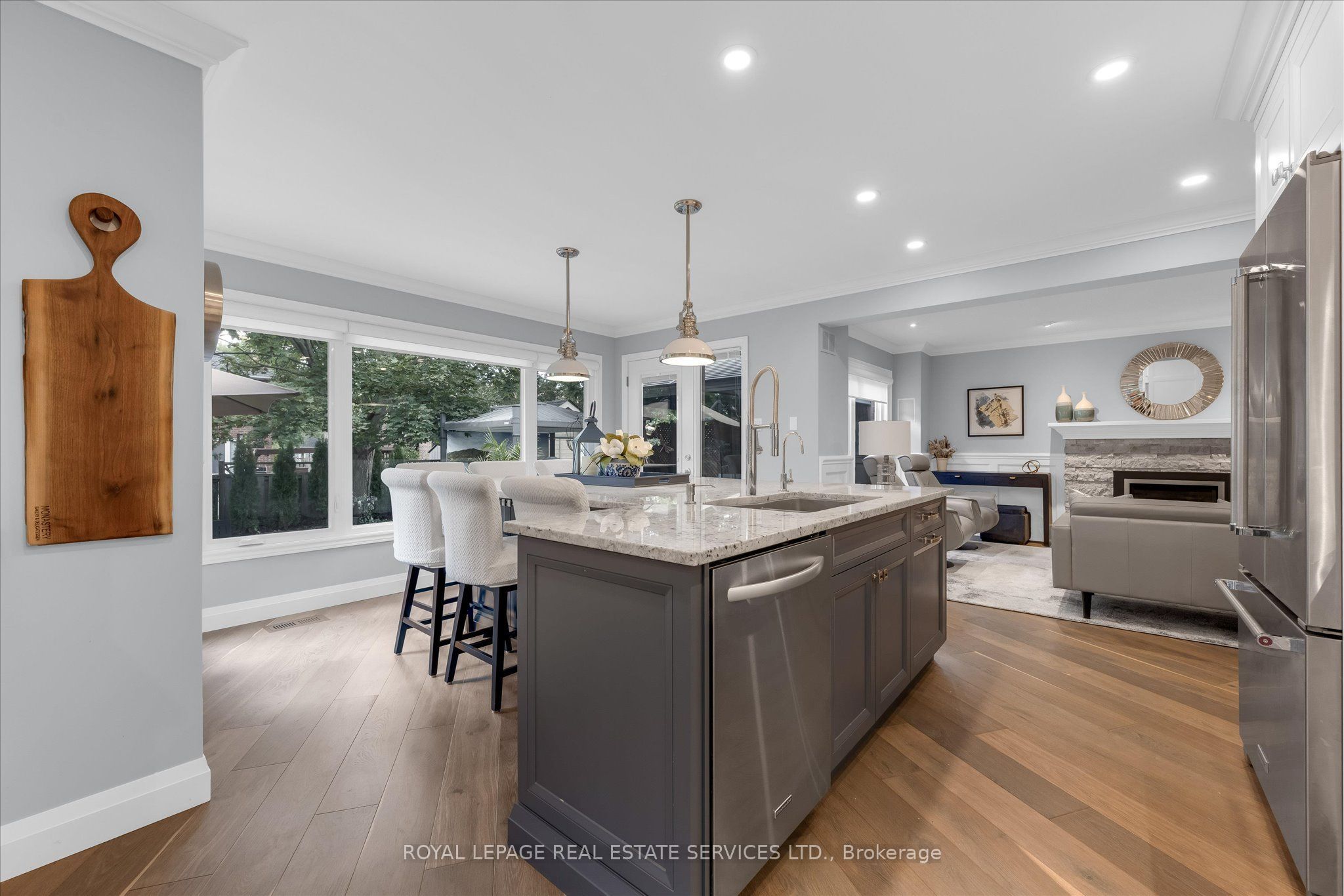 1075 Mayfair Road, Oakville, ON L6M 1G5 photo 5