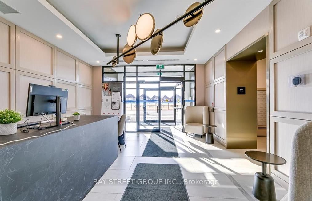 3265 Carding Mill Trail 314, Oakville, ON L6M 5P7