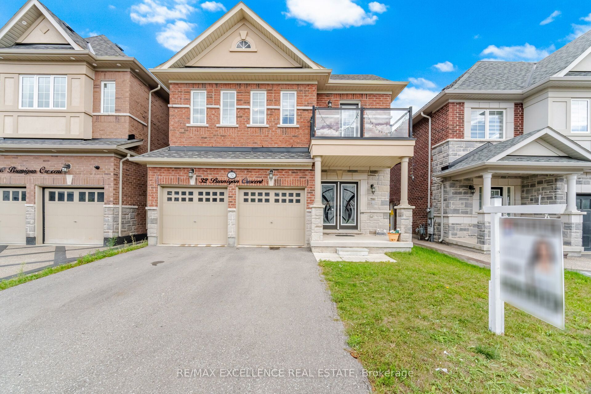 32 Branigan Crescent, Halton Hills, ON L7G 0N1