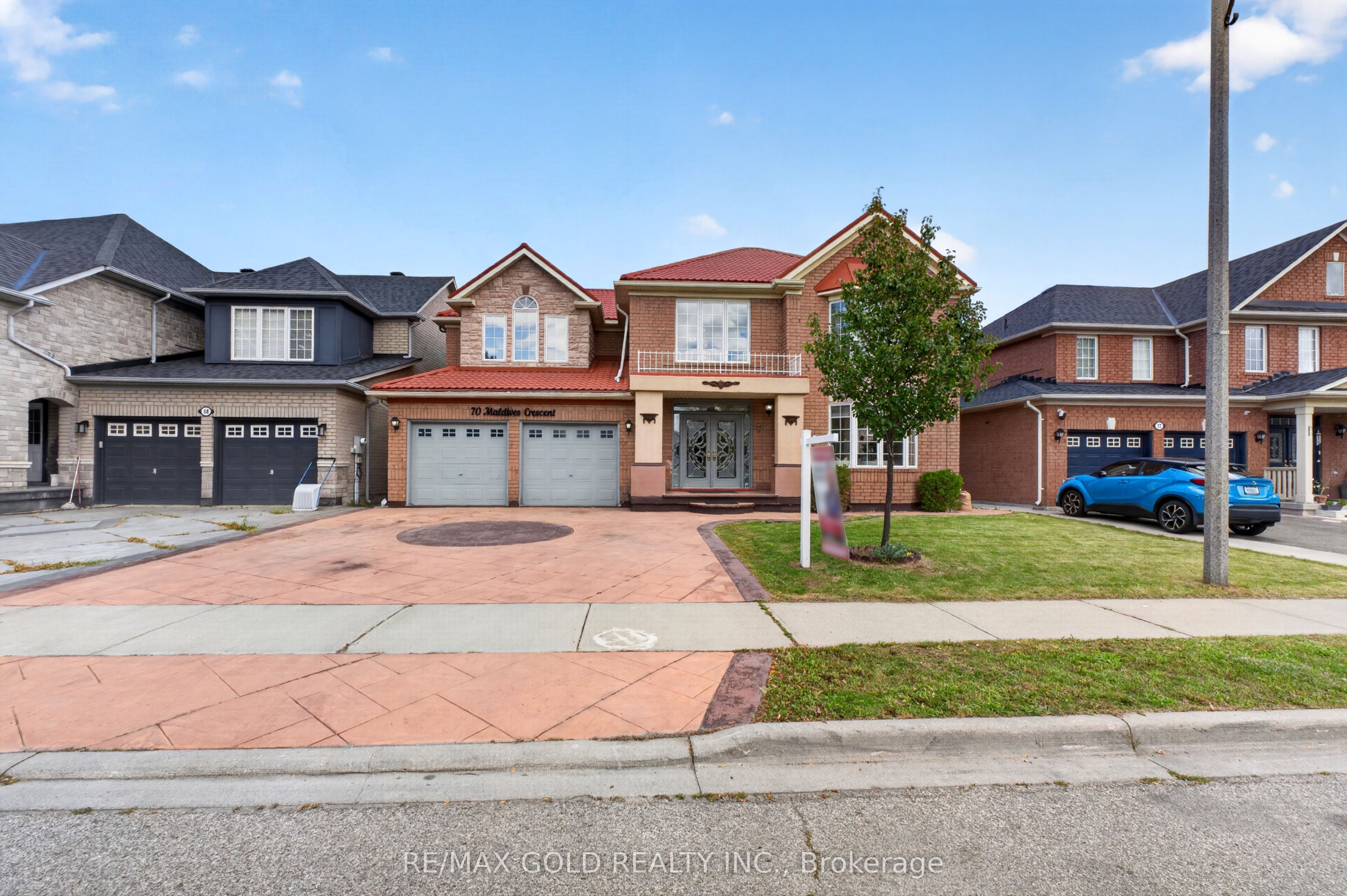 70 Maldives Crescent, Brampton, ON L6P 1L1