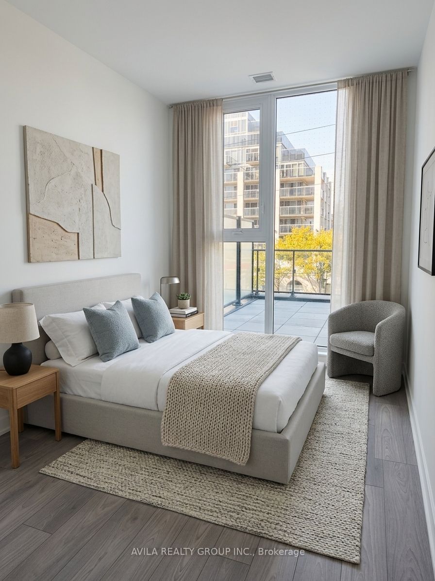 1007 THE QUEENSWAY 212, Toronto, ON M8Z 6C7 photo 3