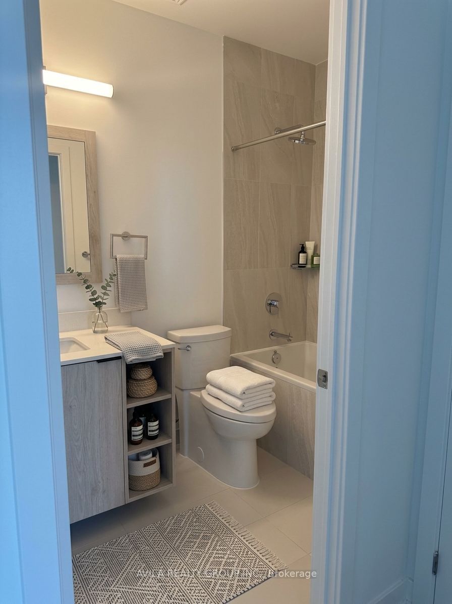 1007 THE QUEENSWAY 212, Toronto, ON M8Z 6C7 photo 4