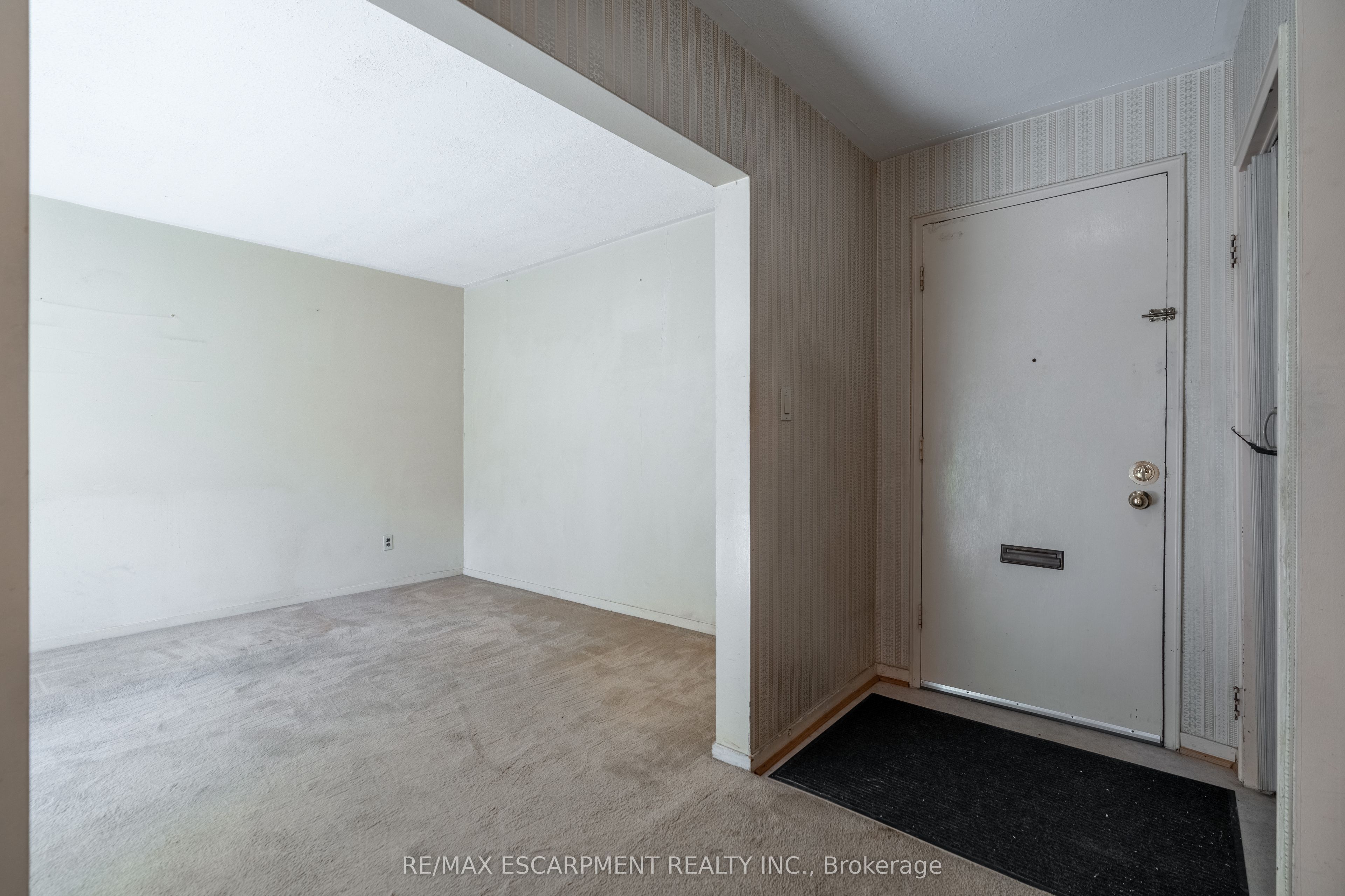 519 Claridge Road 8, Burlington, ON L7N 2S1 photo 5