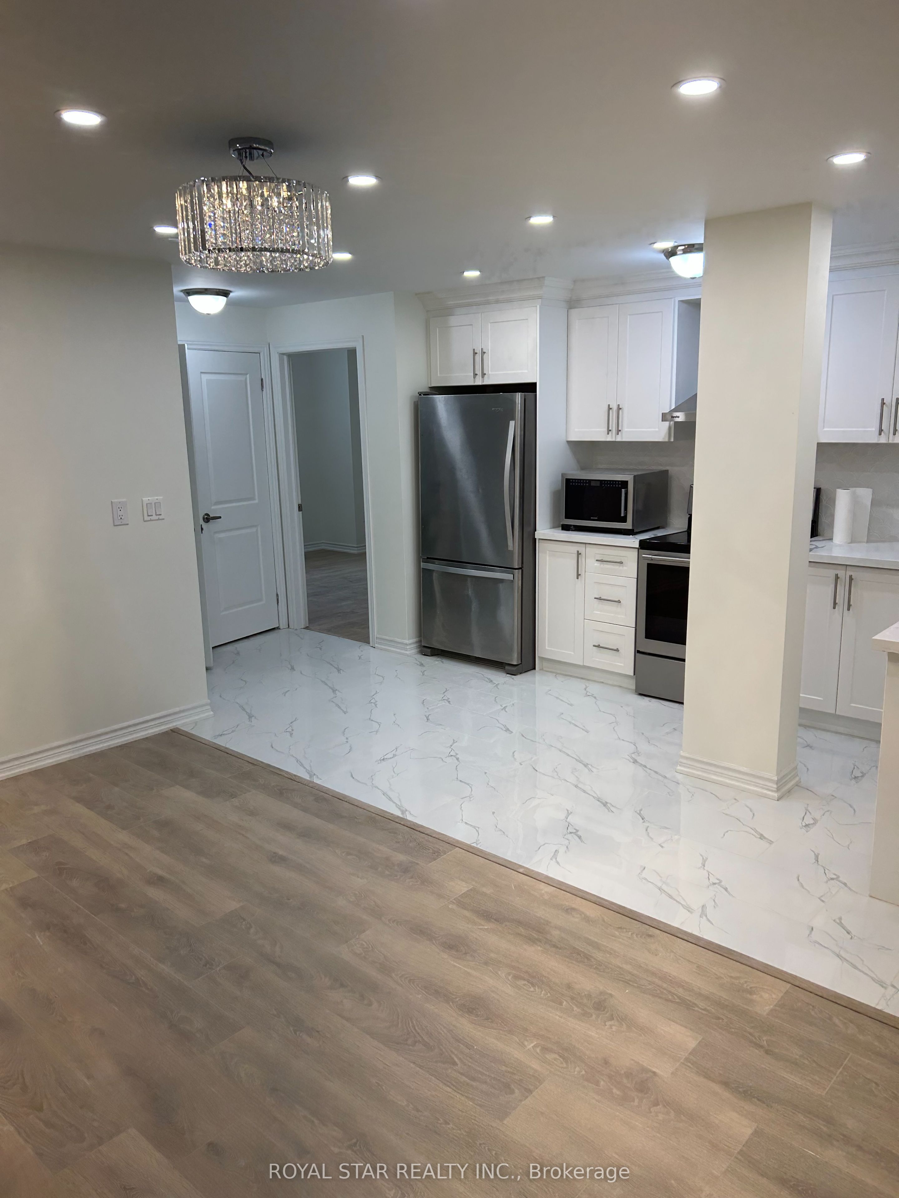 31 Hallaran Road Bsmt, Oakville, ON L6H 0Z8 photo 4