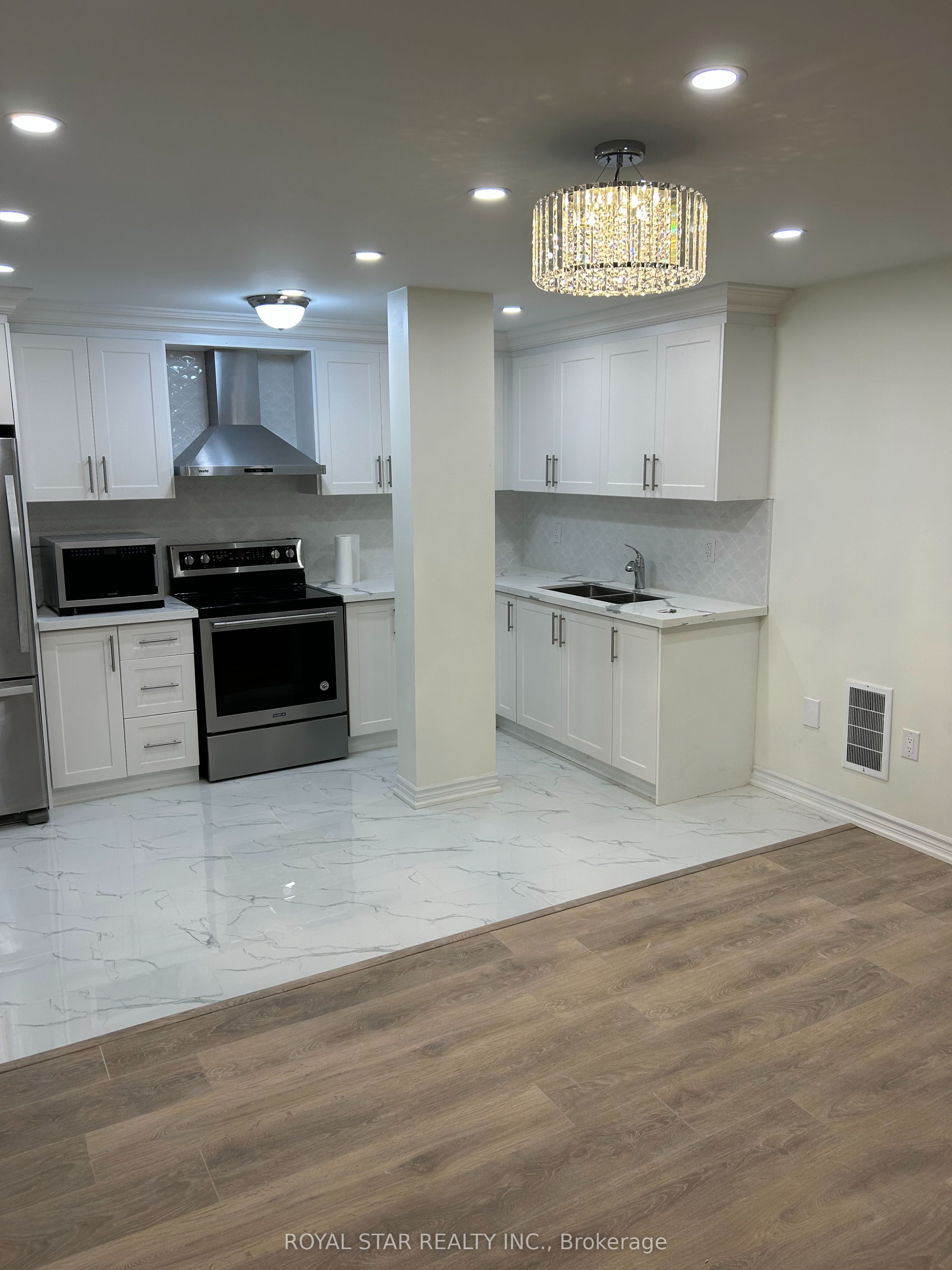31 Hallaran Road Bsmt, Oakville, ON L6H 0Z8 photo 5