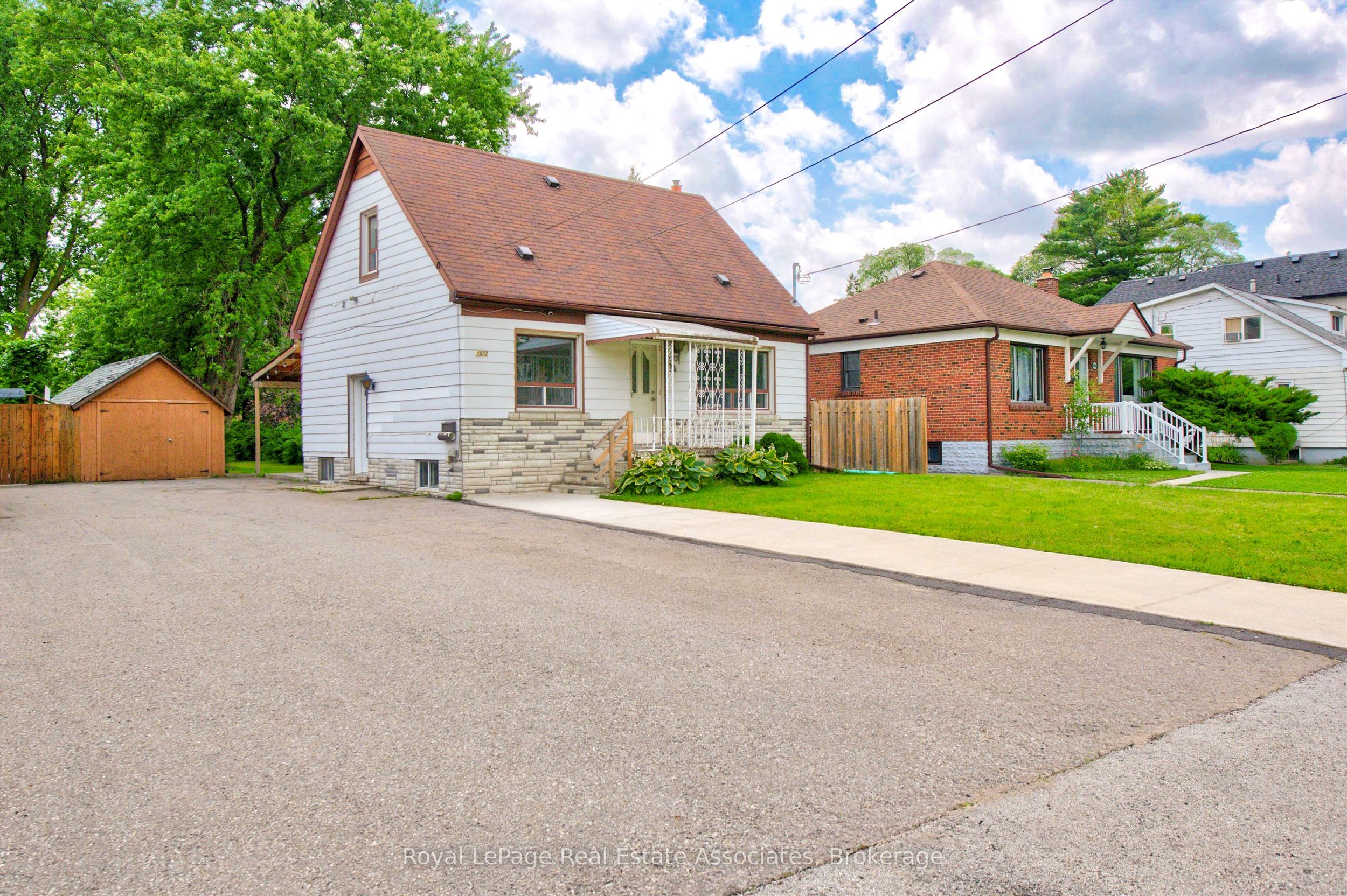 1072 Orchard Road, Mississauga, ON L5E 2N9 photo 4