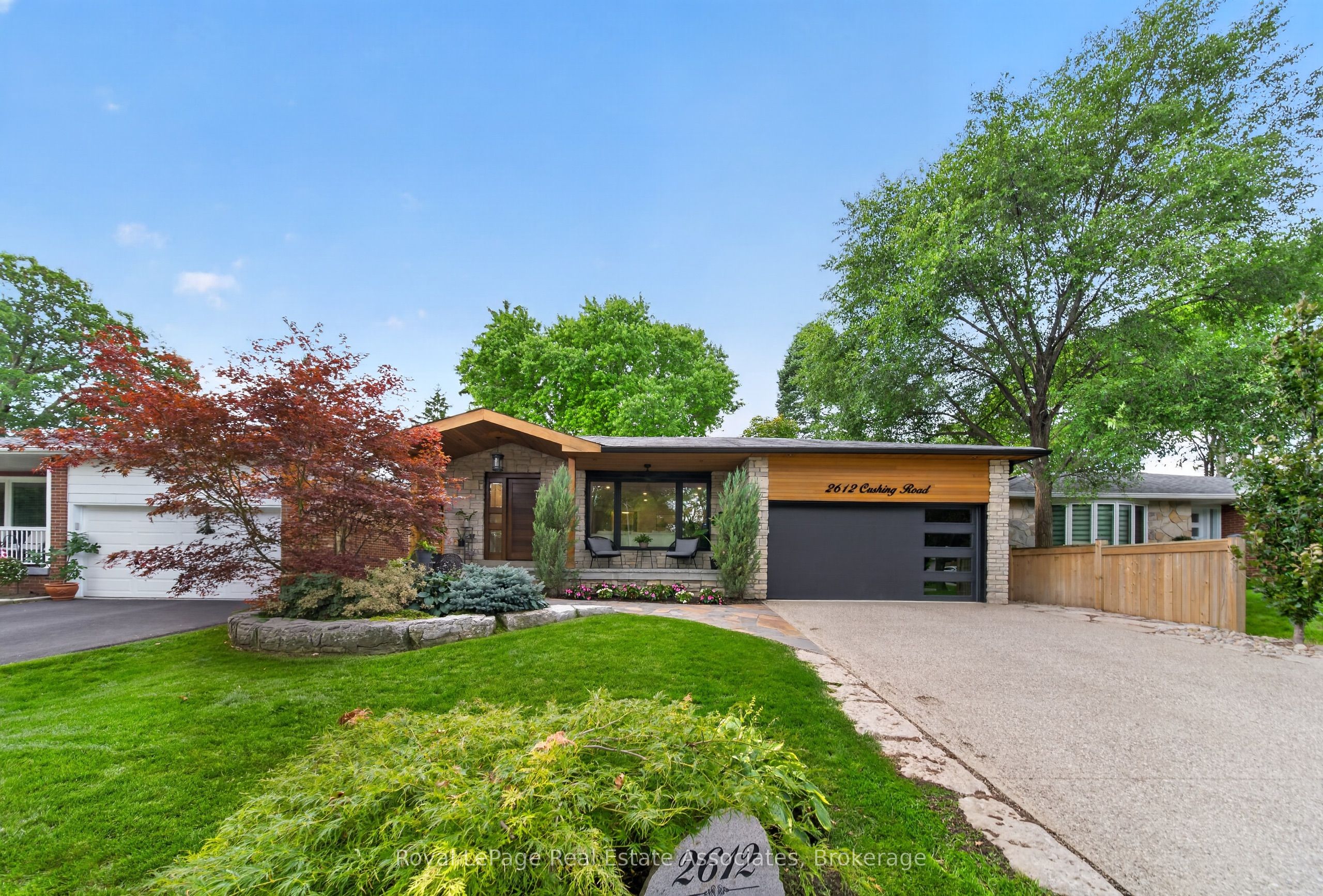 2612 Cushing Road, Mississauga, ON L5K 1X1
