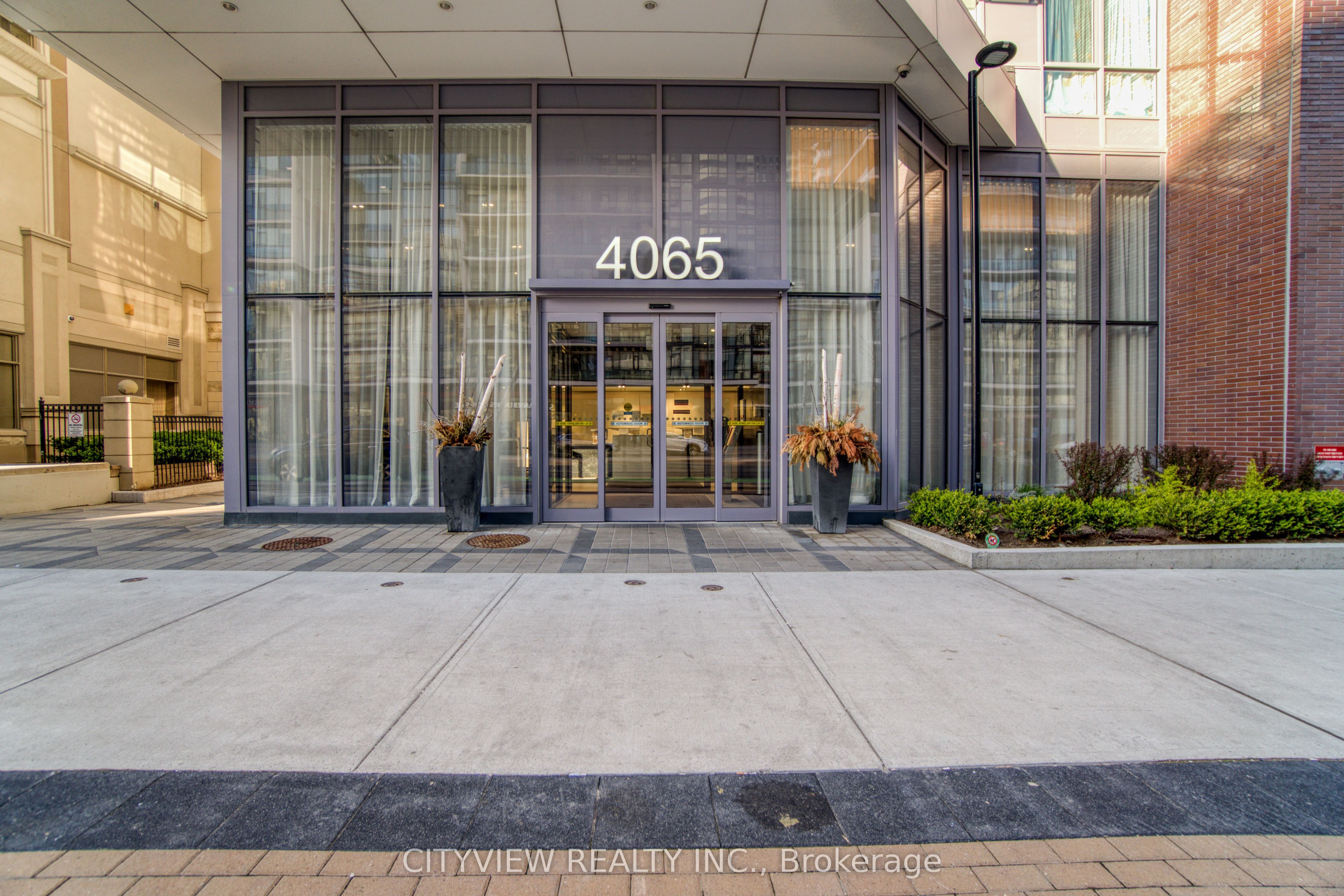 4065 Confederation Parkway 1009, Mississauga, ON L5B 0L4 photo 5