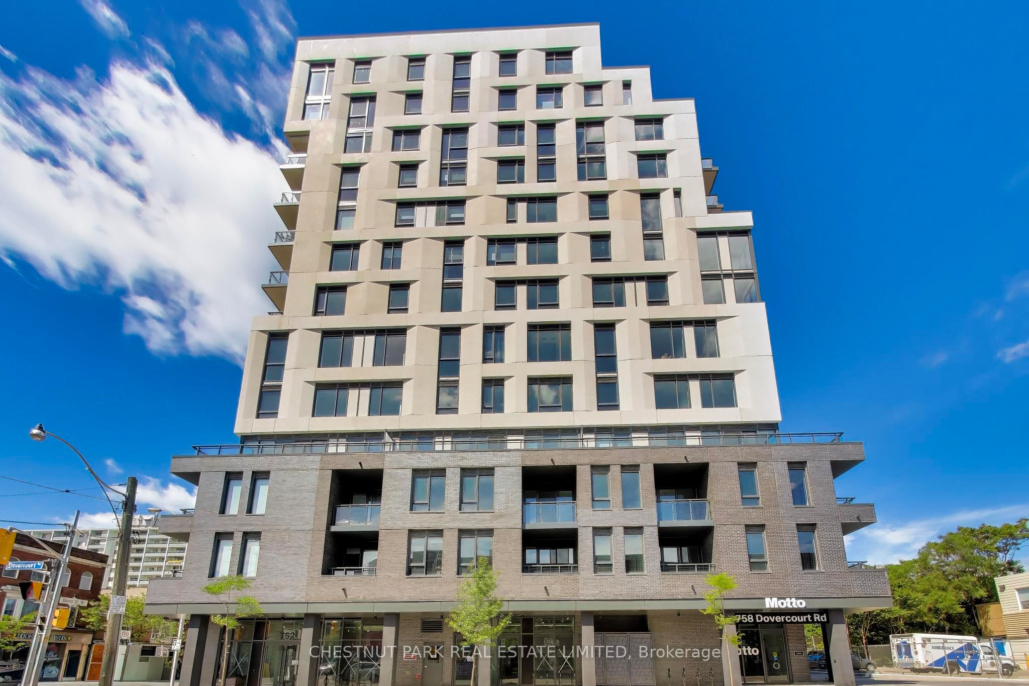 758 Dovercourt Road 209, Toronto, ON M6H 2X2