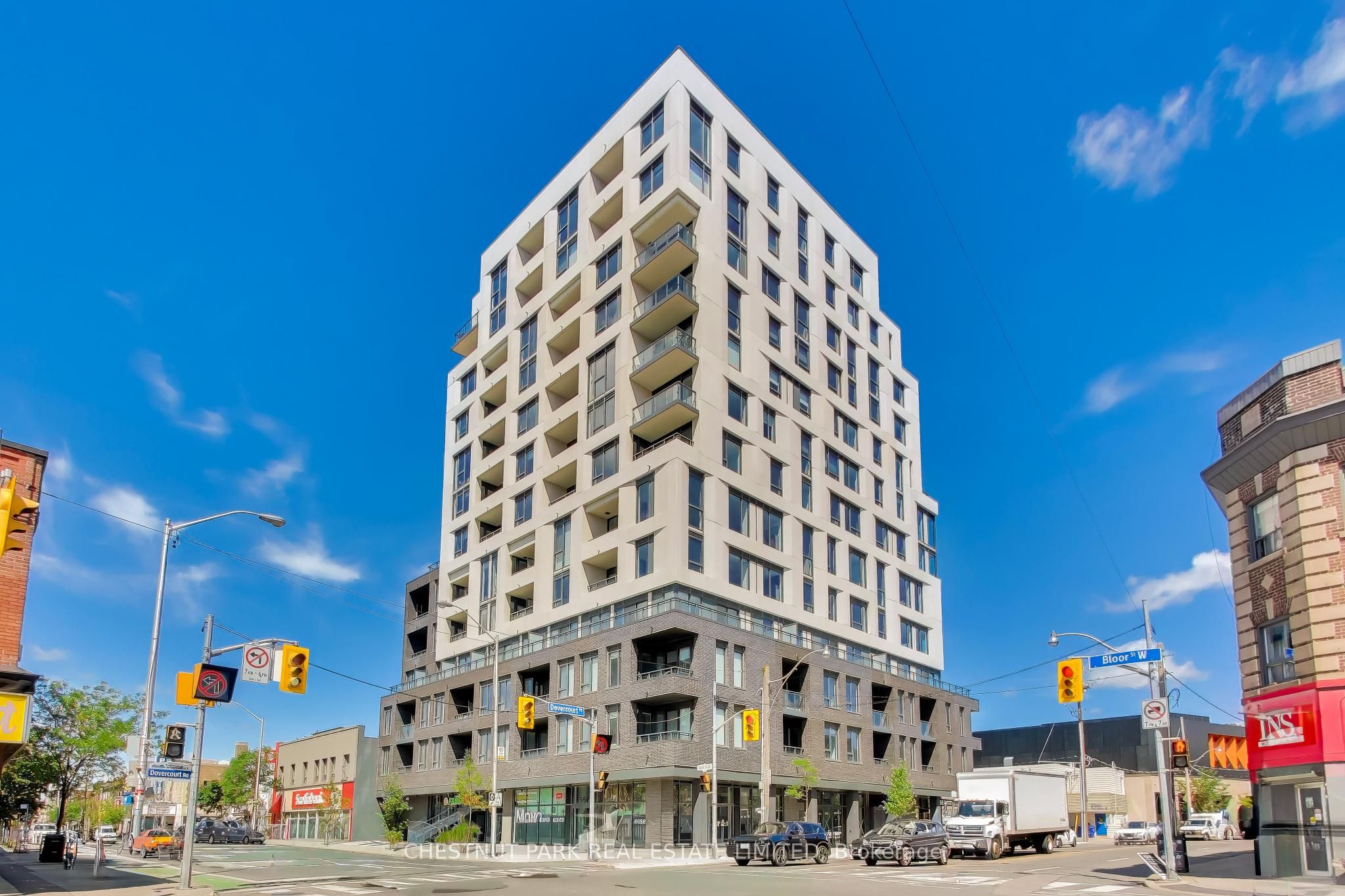758 Dovercourt Road 209, Toronto, ON M6H 2X2 photo 2