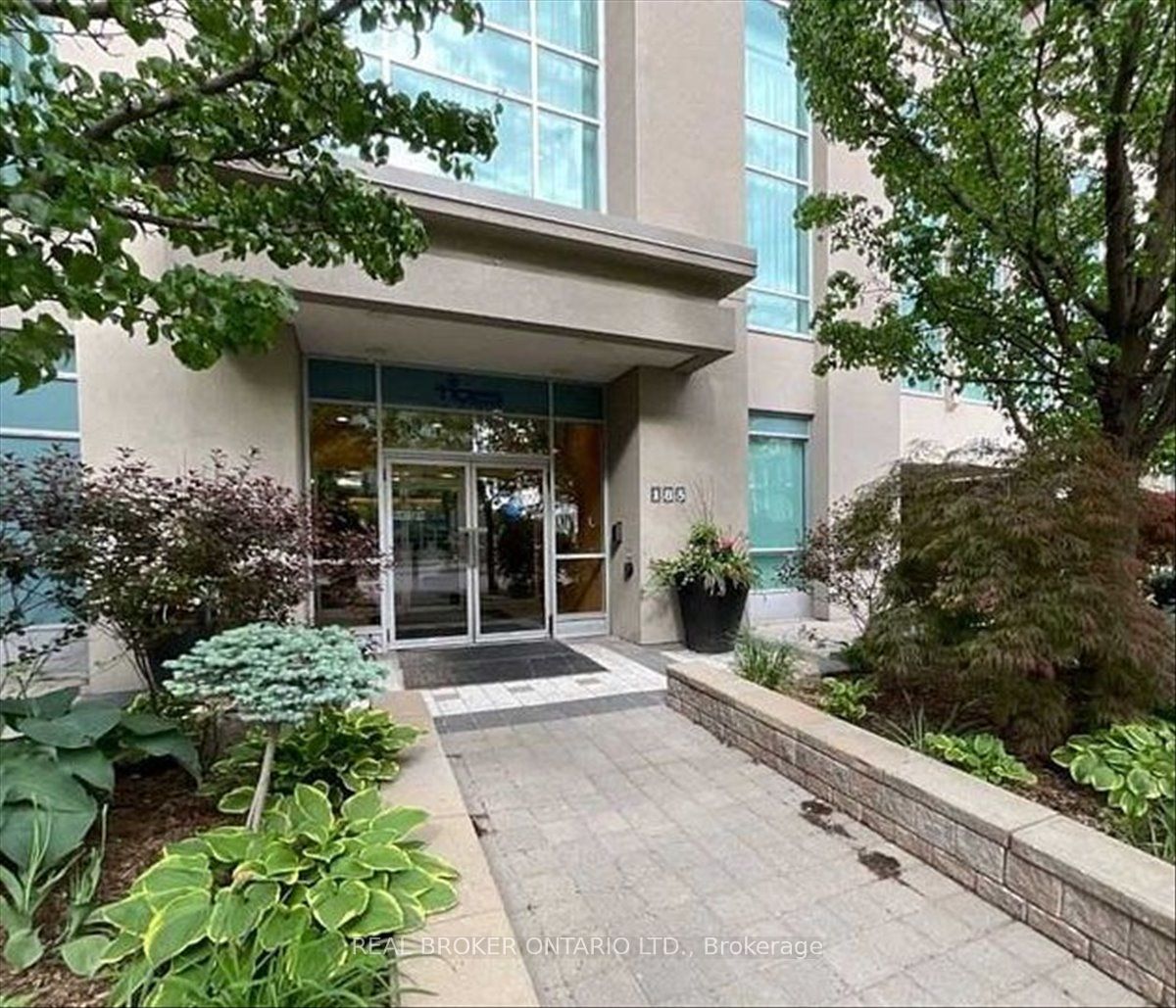 185 Legion Road N 608, Toronto, ON M8Y 0A1 photo 2