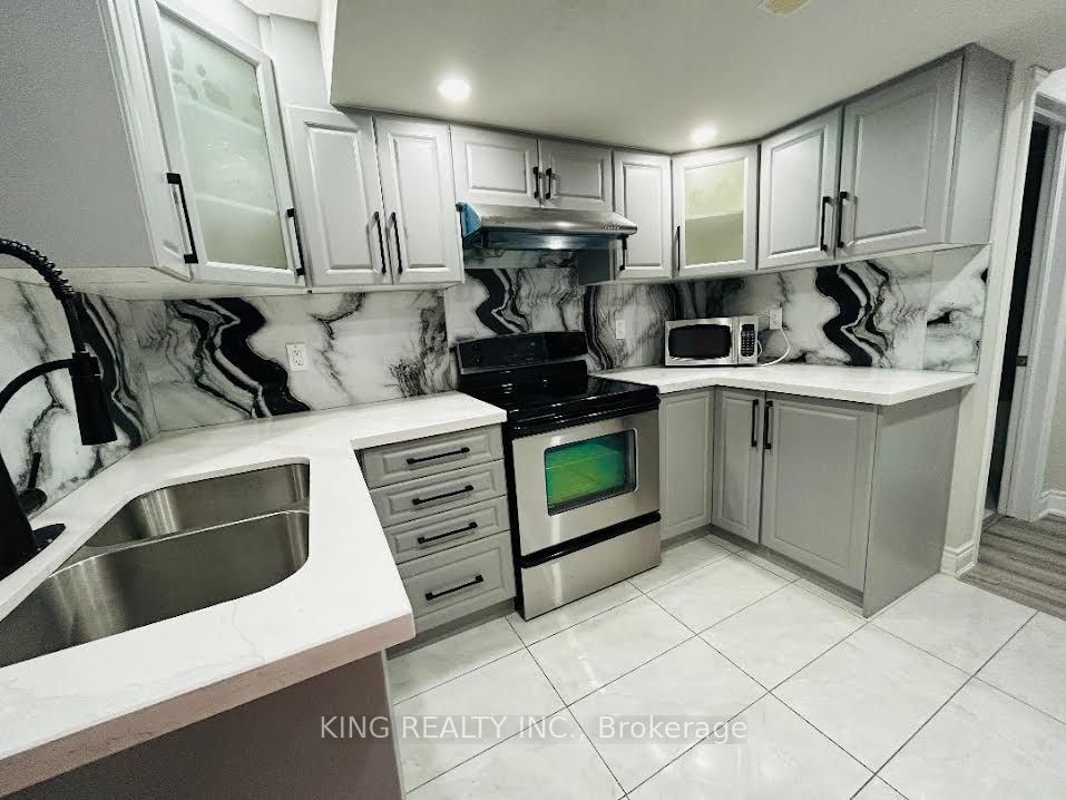 13 Black Diamond Crescent Bsmt, Brampton, ON L6X 0V8