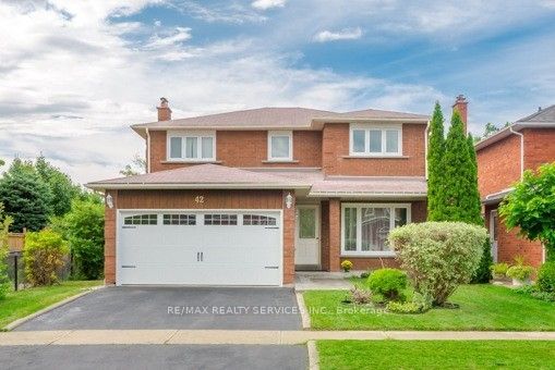 42 Dundalk Crescent, Brampton, ON L6Z 2V1