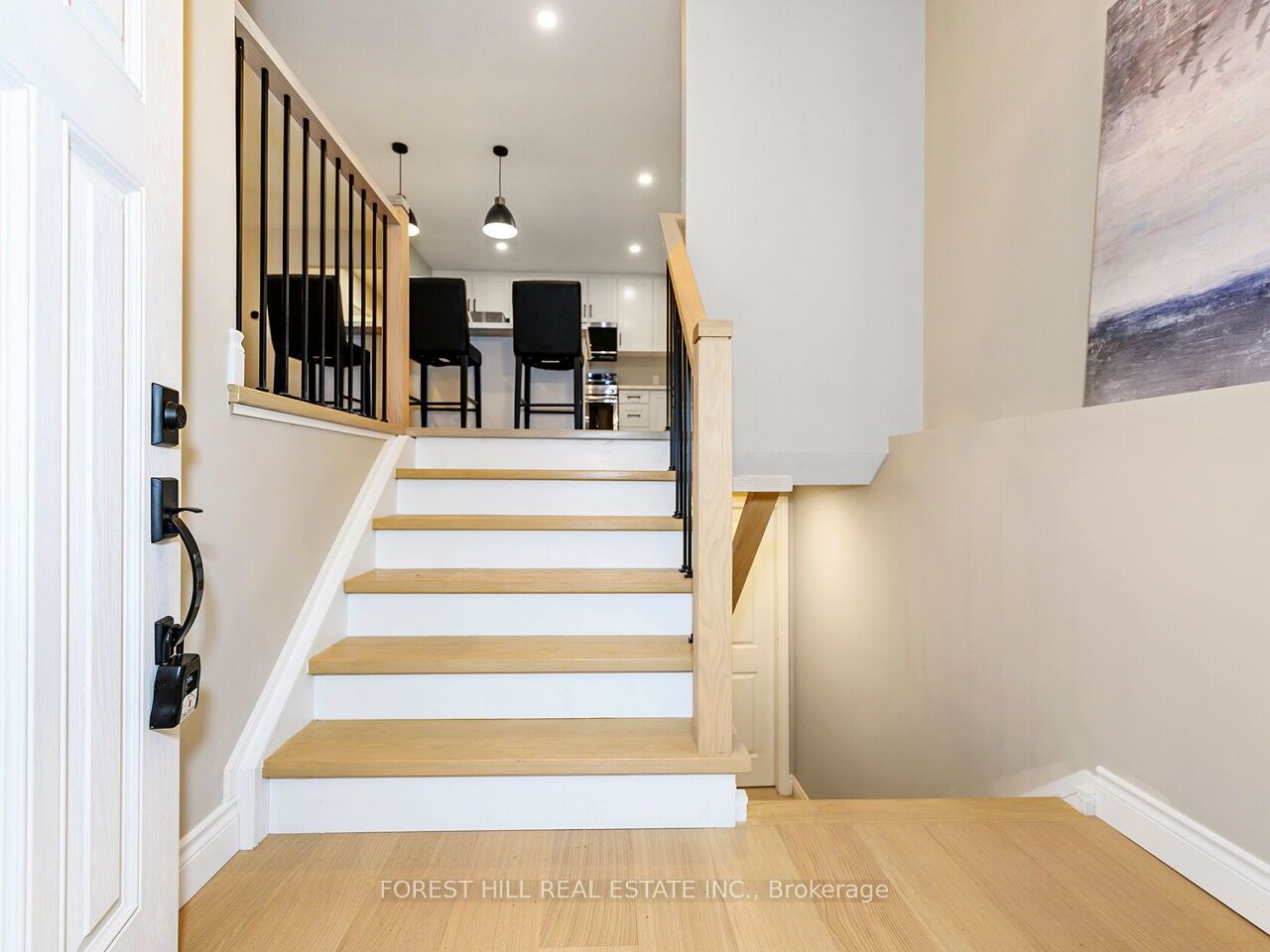 6921 Avila Road, Mississauga, ON L5N 1R9 photo 3