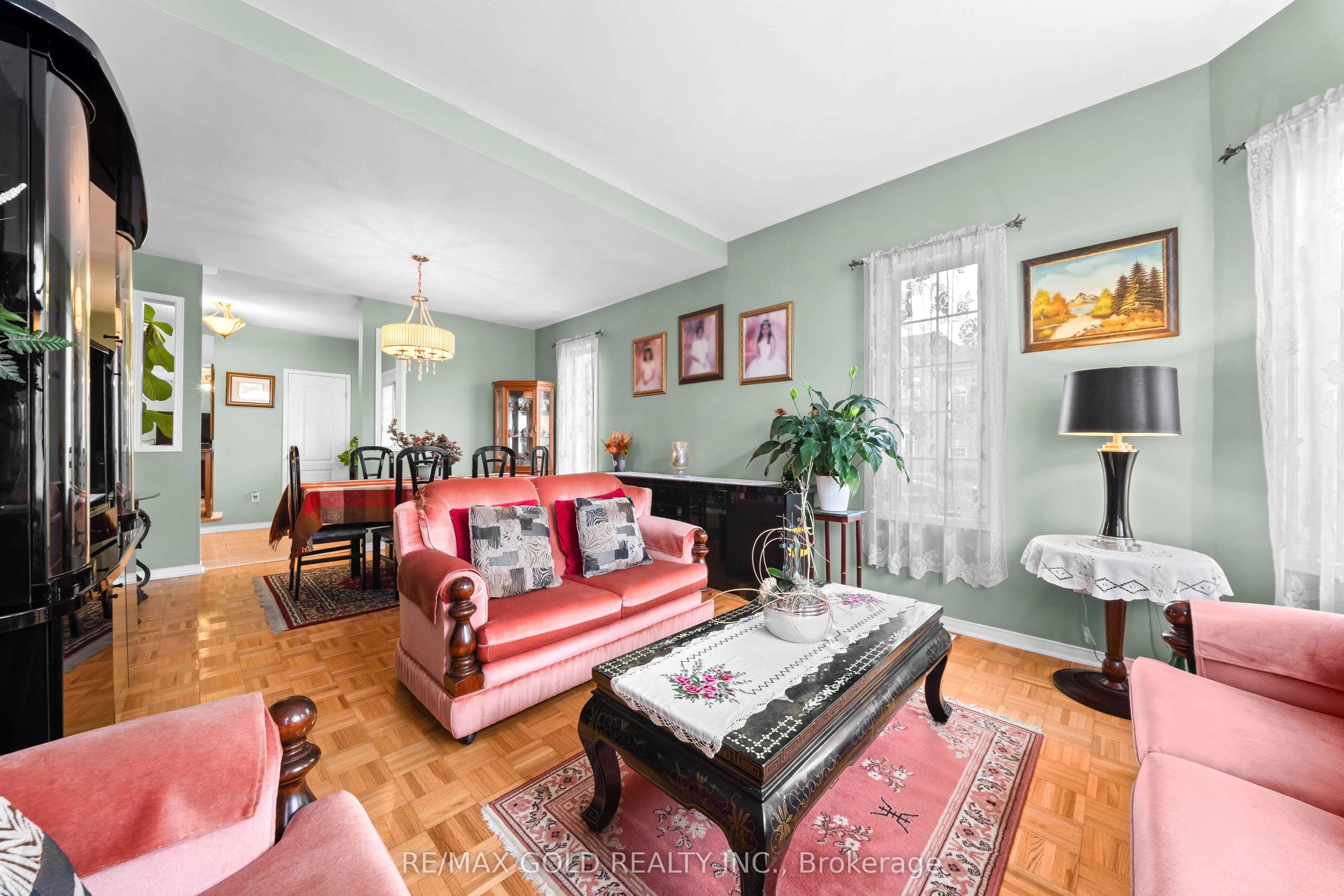 35 Goreridge Crescent, Brampton, ON L6P 1P2 photo 5
