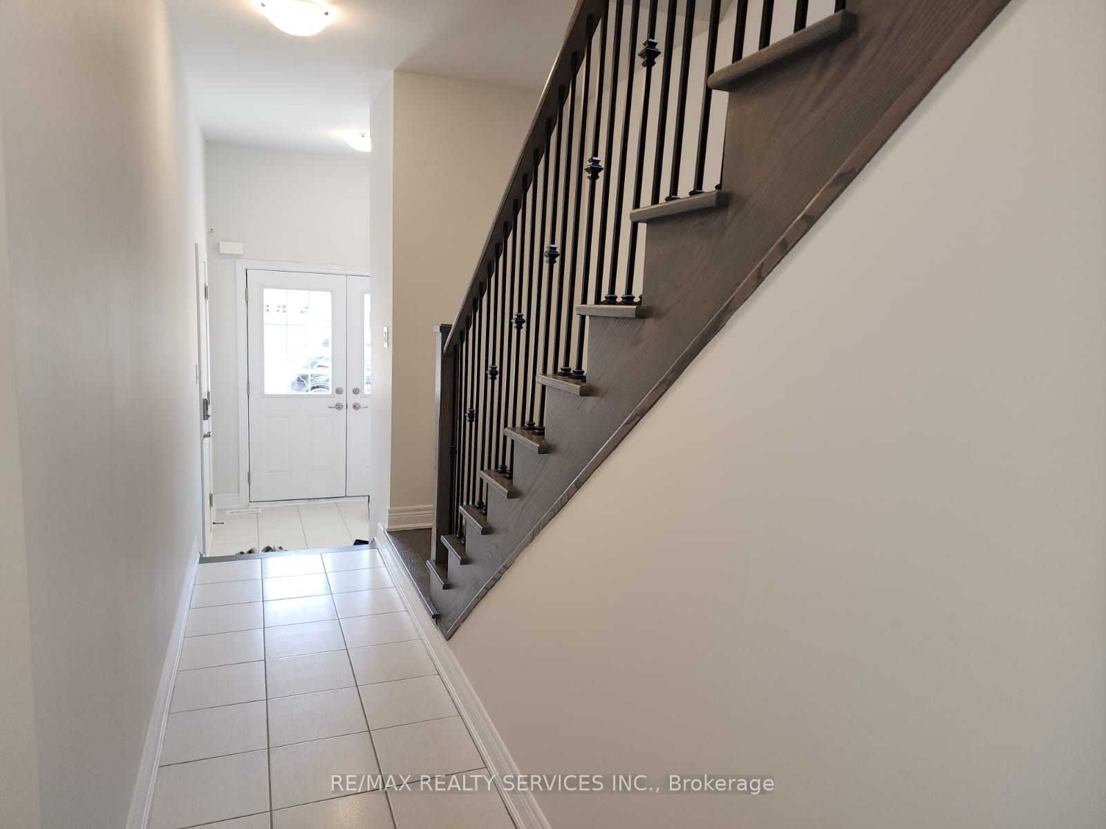 46 Branigan Crescent, Halton Hills, ON L7G 0N1 photo 3