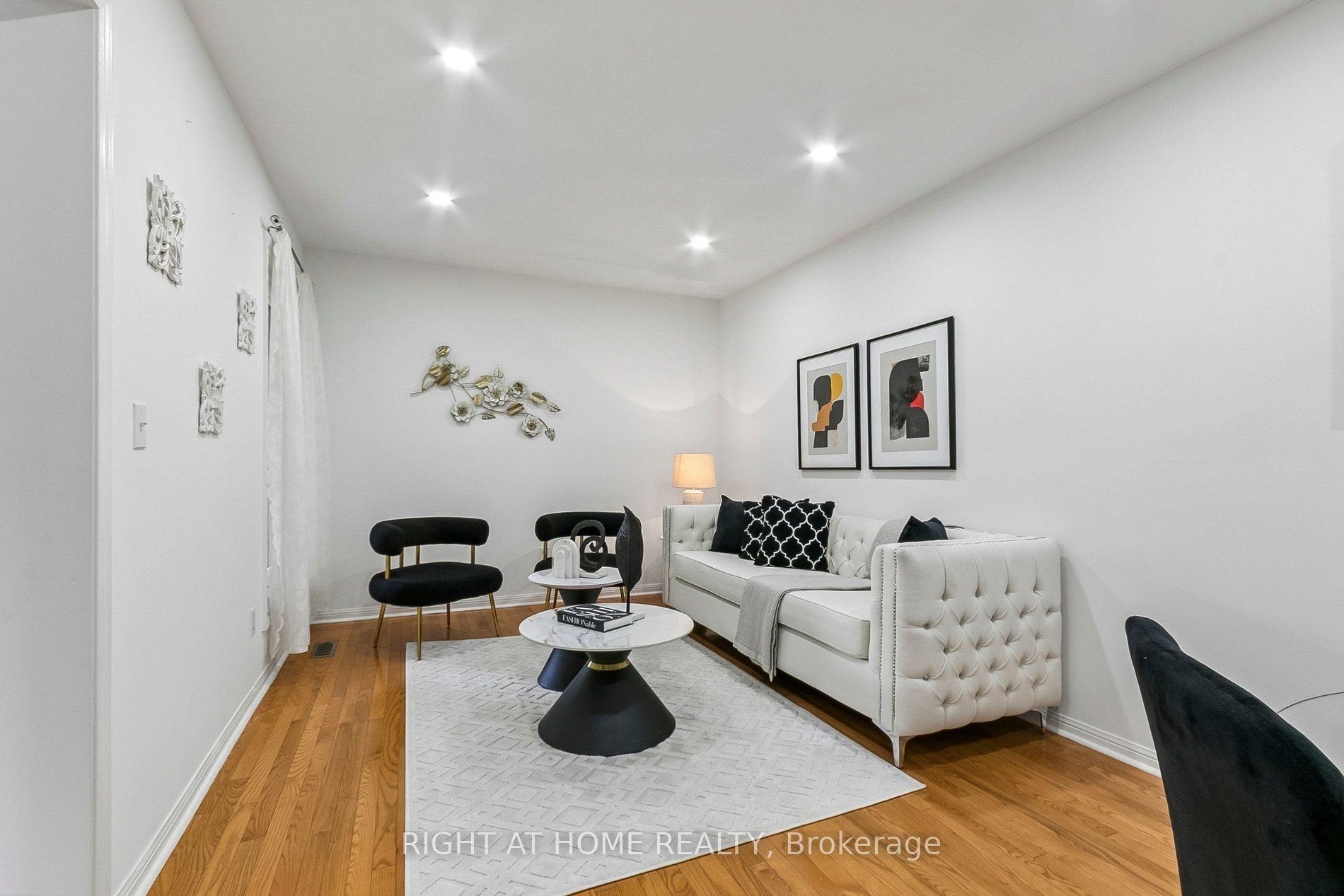 1373 Quest Circle, Mississauga, ON L5N 8B5 photo 4