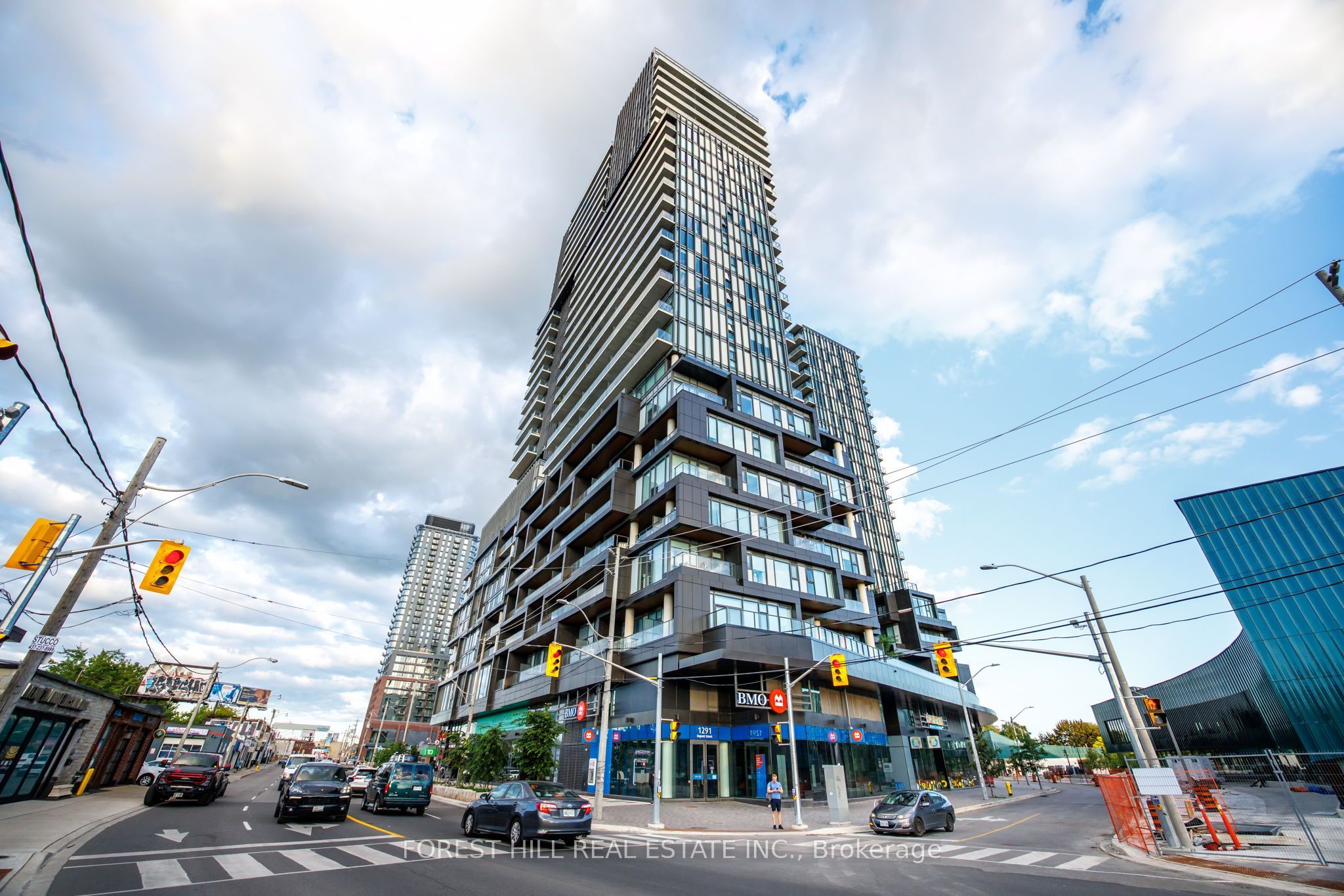 1285 Dupont Street 2809, Toronto, ON M6H 0E3 photo 2