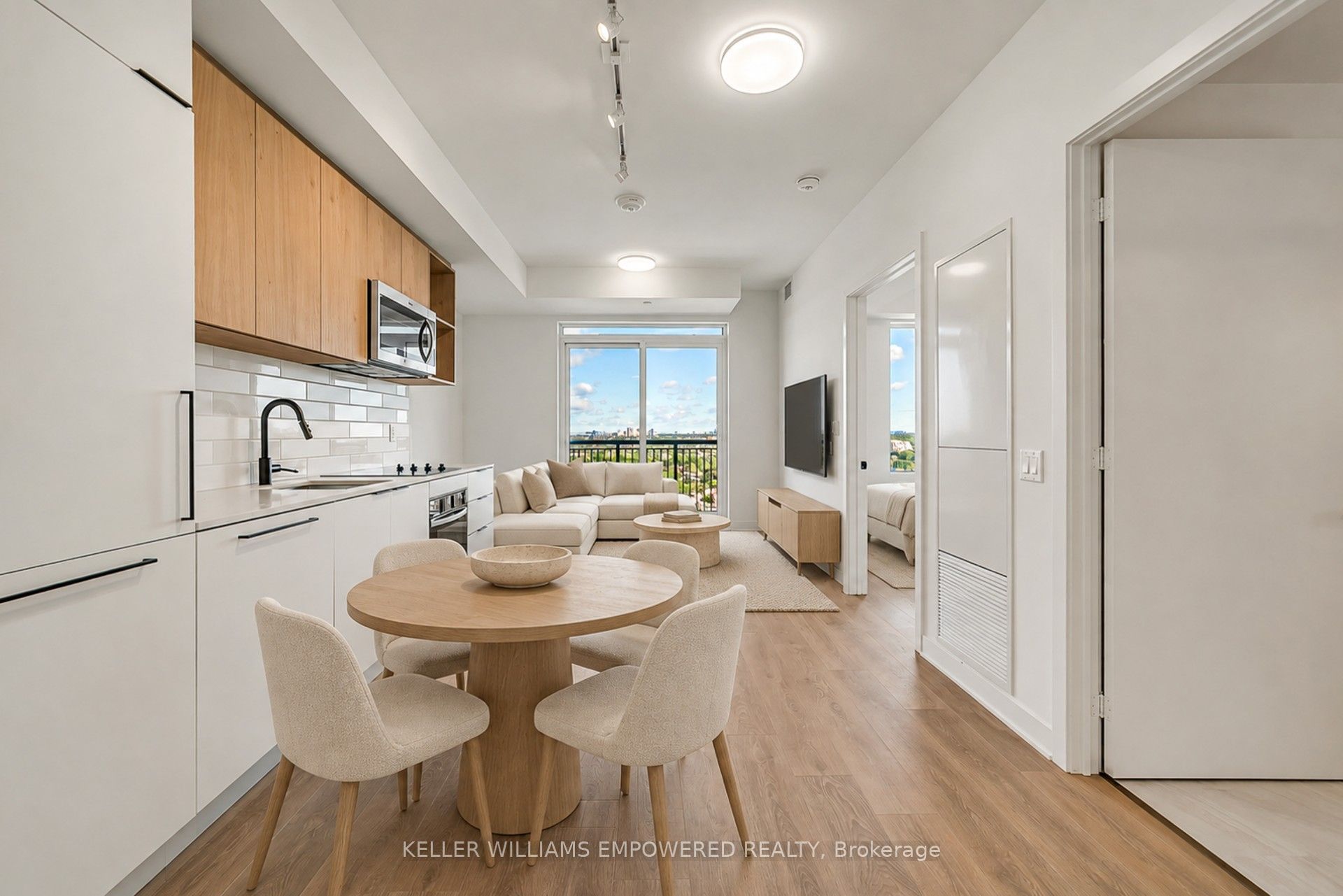 1185 Dupont Street 2504, Toronto, ON M6H 0G5 photo 3
