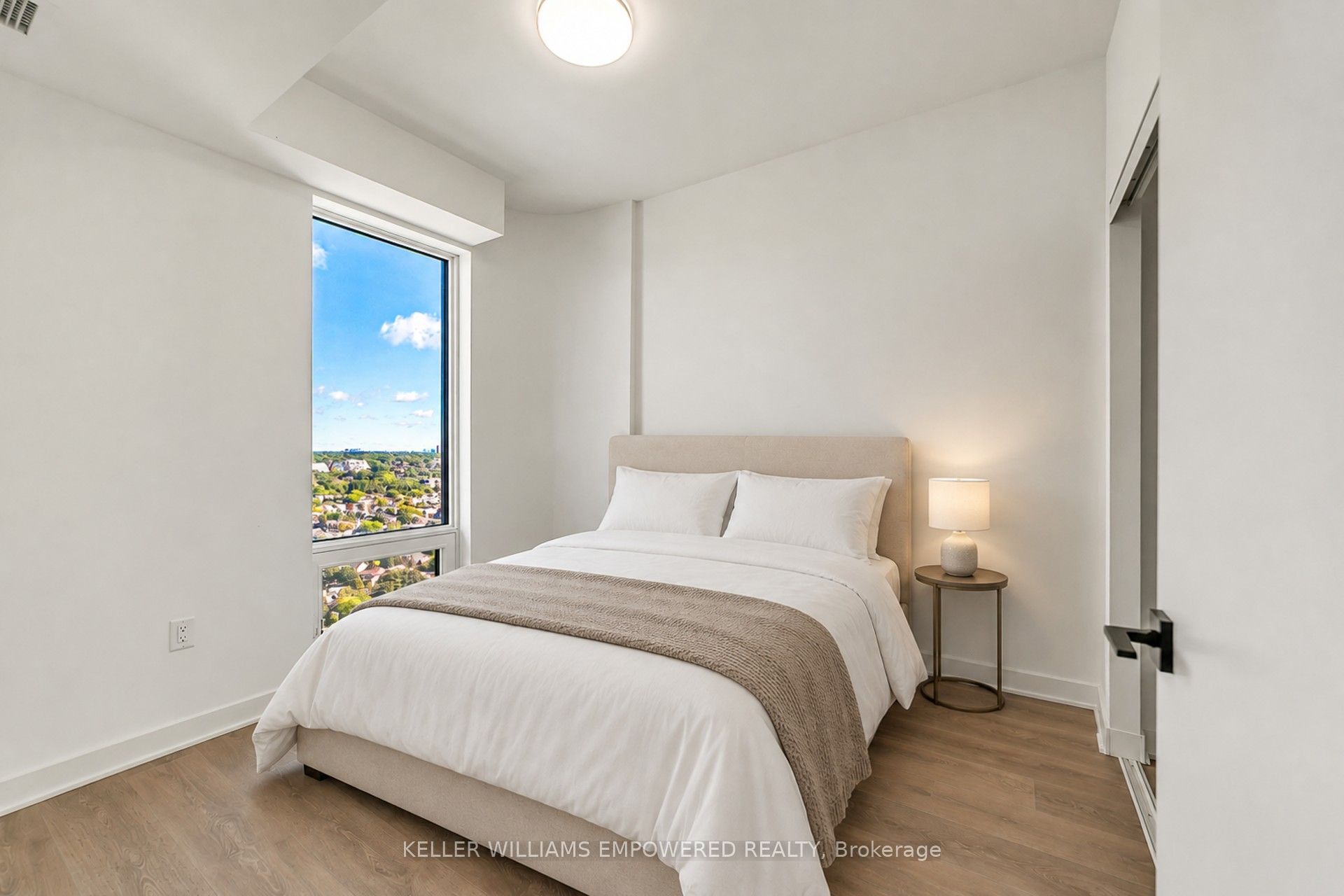 1185 Dupont Street 2504, Toronto, ON M6H 0G5 photo 4