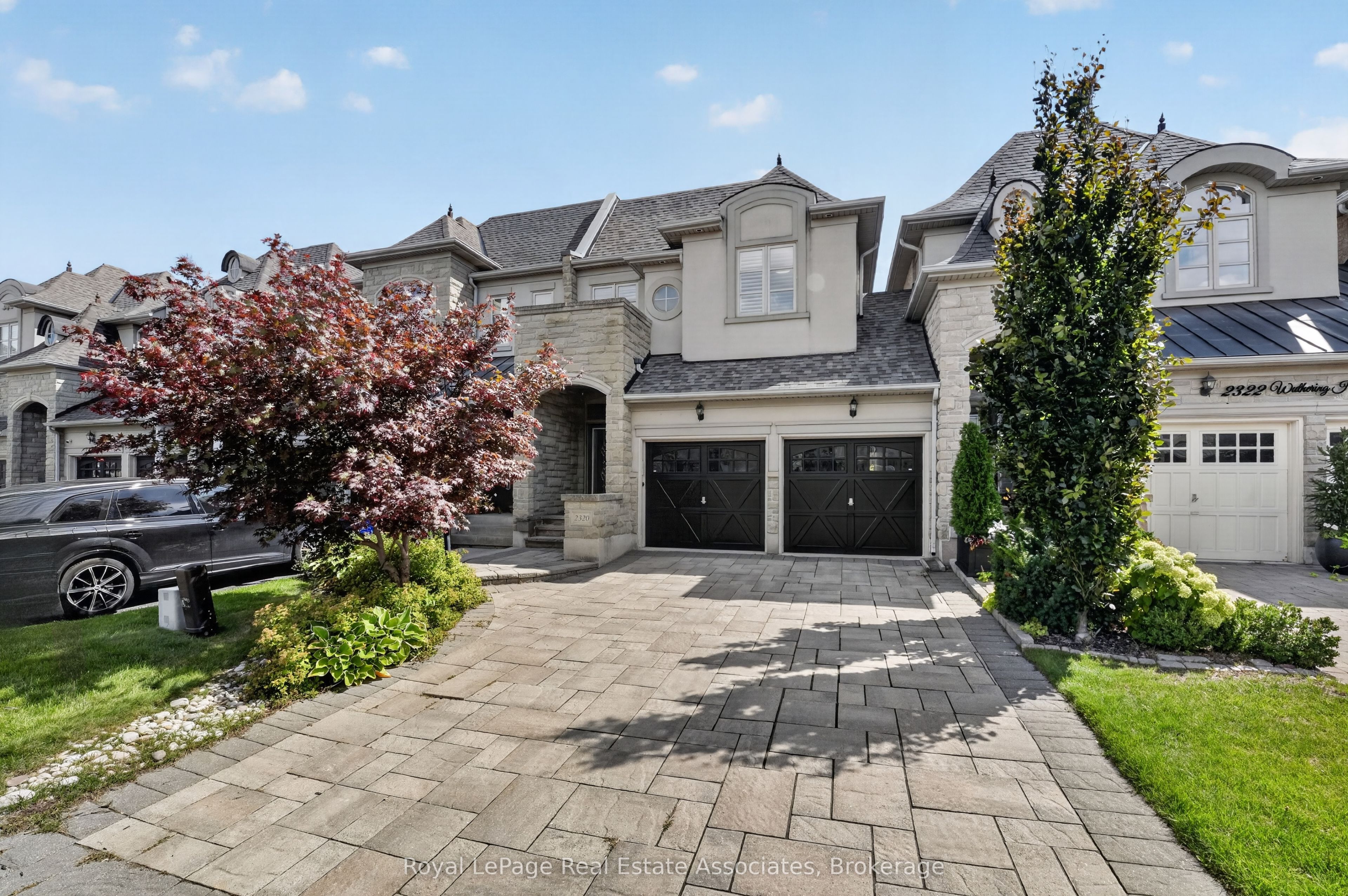 2320 Wuthering Heights Way, Oakville, ON L6M 0E7