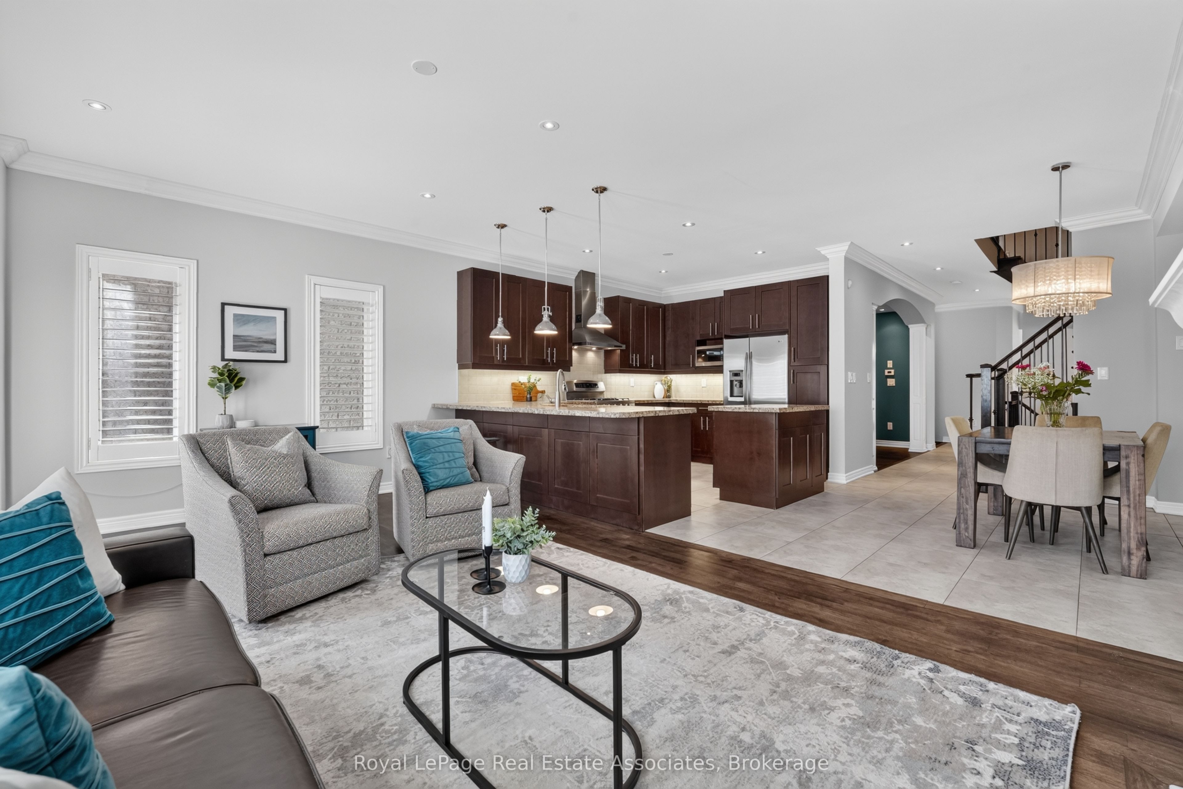 2320 Wuthering Heights Way, Oakville, ON L6M 0E7 photo 3