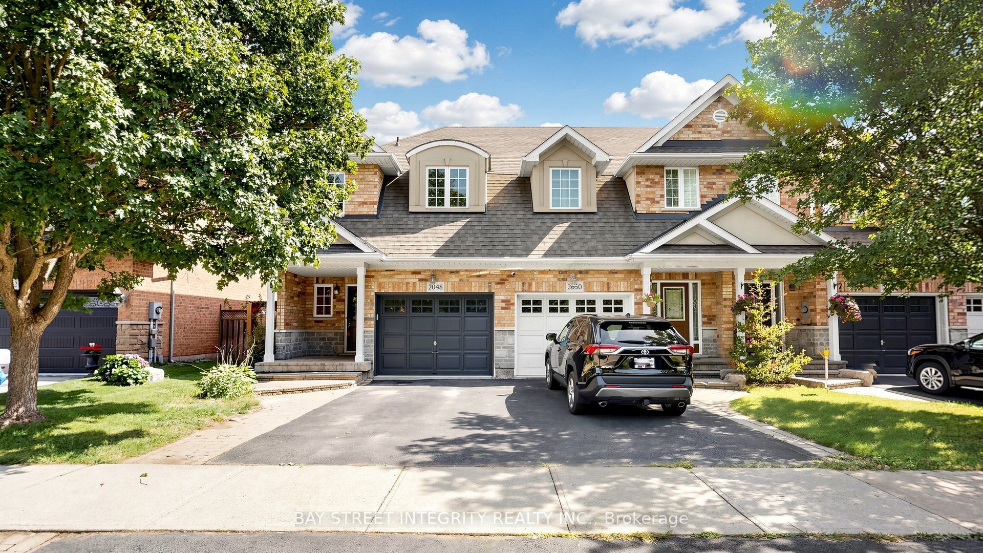 2048 Elmgrove Road, Oakville, ON L6M 4Y5 photo 2