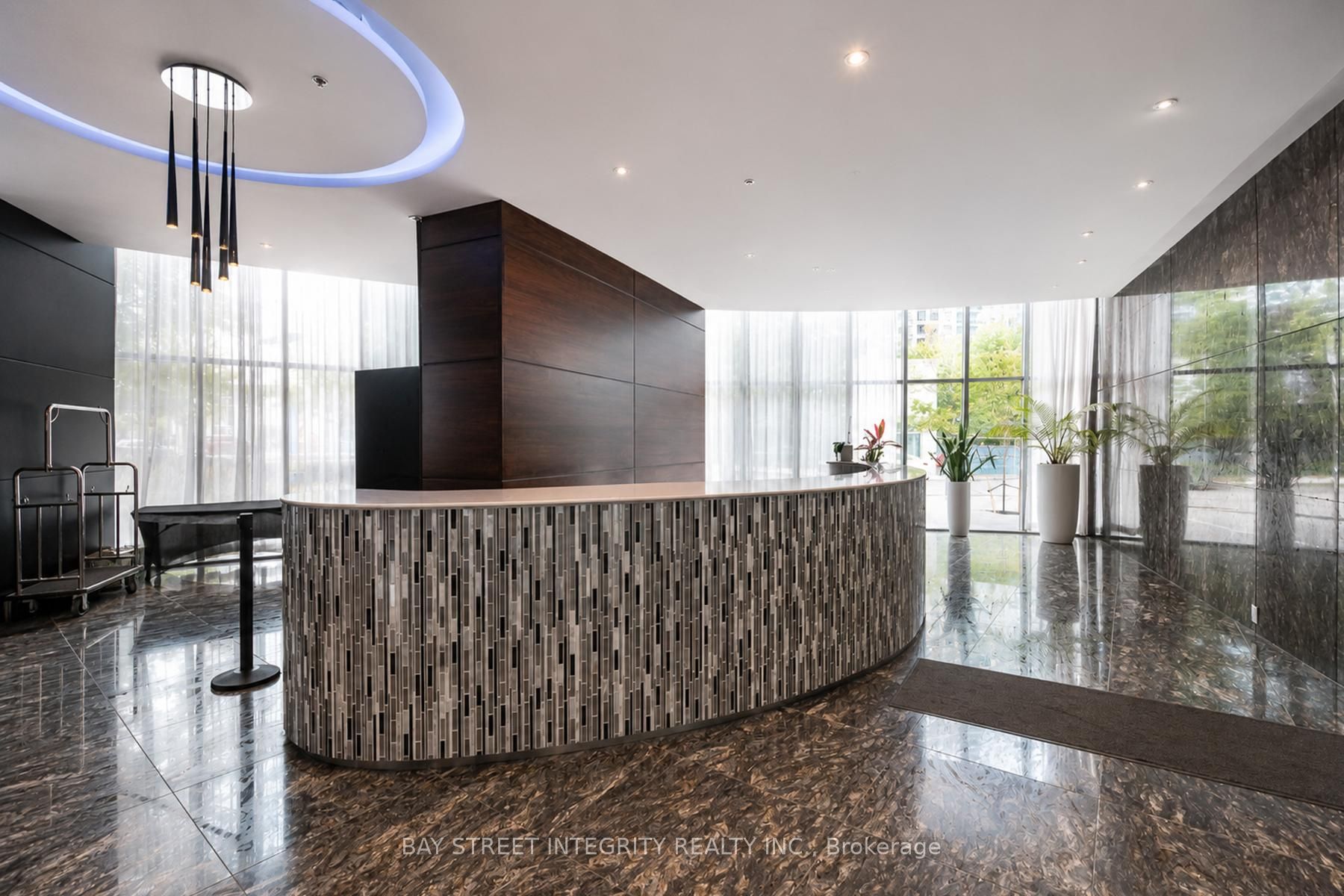 50 Absolute Avenue 1302, Mississauga, ON L4Z 0A9 photo 2