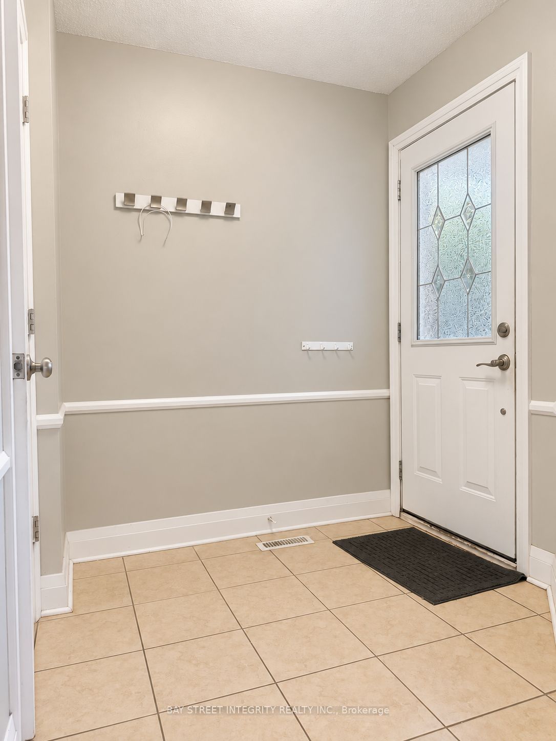 1580 Lancaster Drive 29, Oakville, ON L6H 2Z5 photo 3
