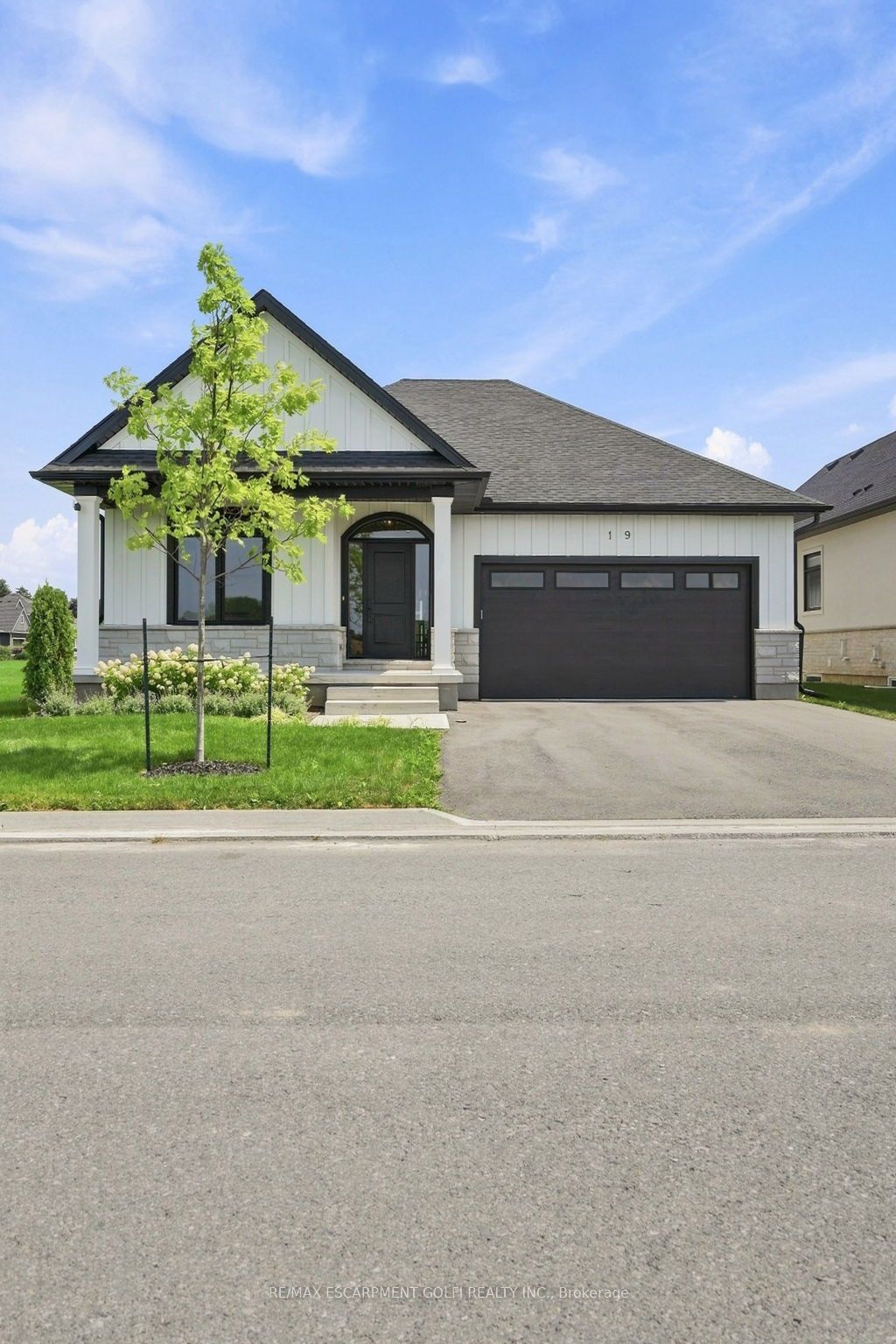 19 Oakley Drive, Niagara-on-the-Lake, ON L0S 1N0 photo 2