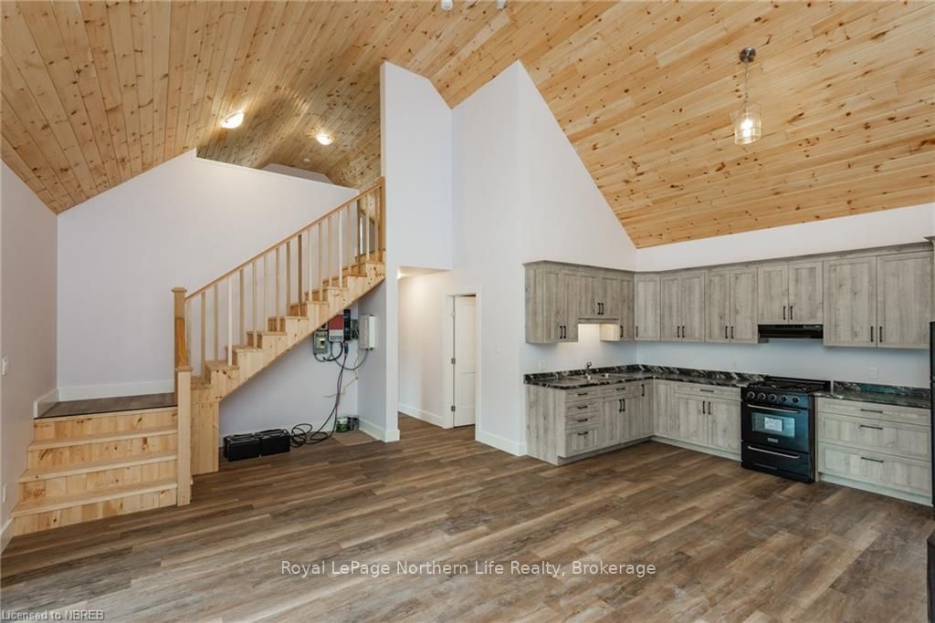 1255 SNAKE CREEK Road, Mattawan, ON P0H 1V0 photo 2