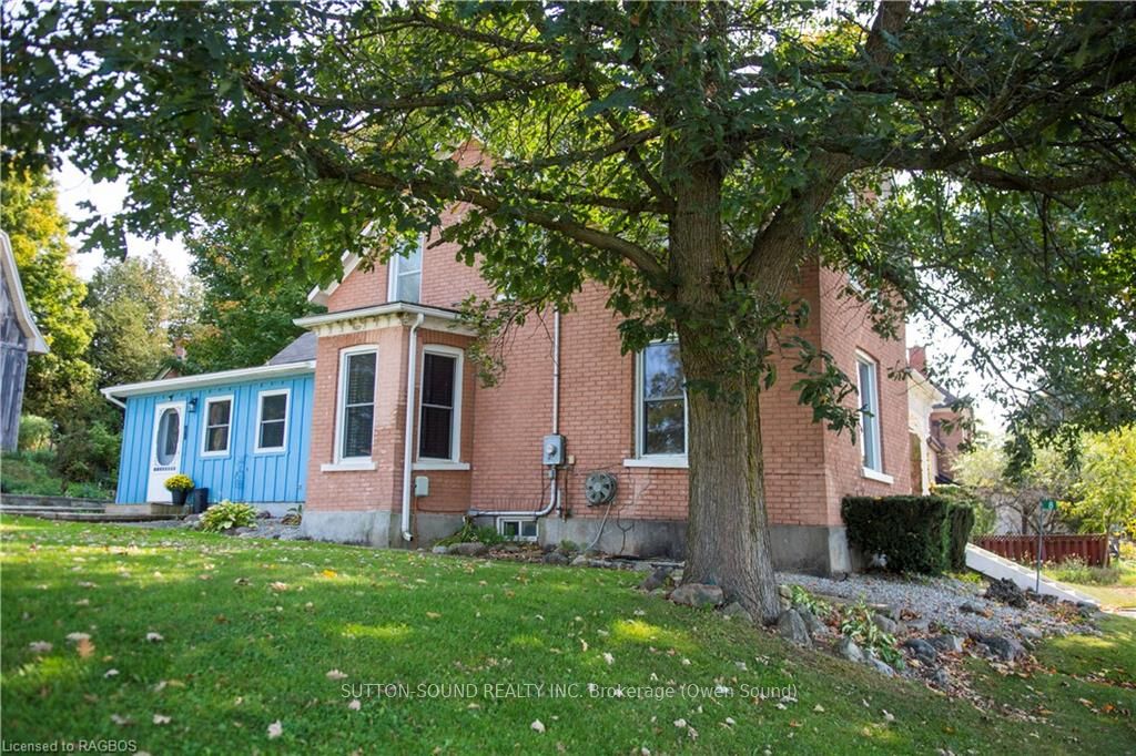 8 ELIZABETH Drive, South Bruce Peninsula, ON N0H 1A0 photo 3