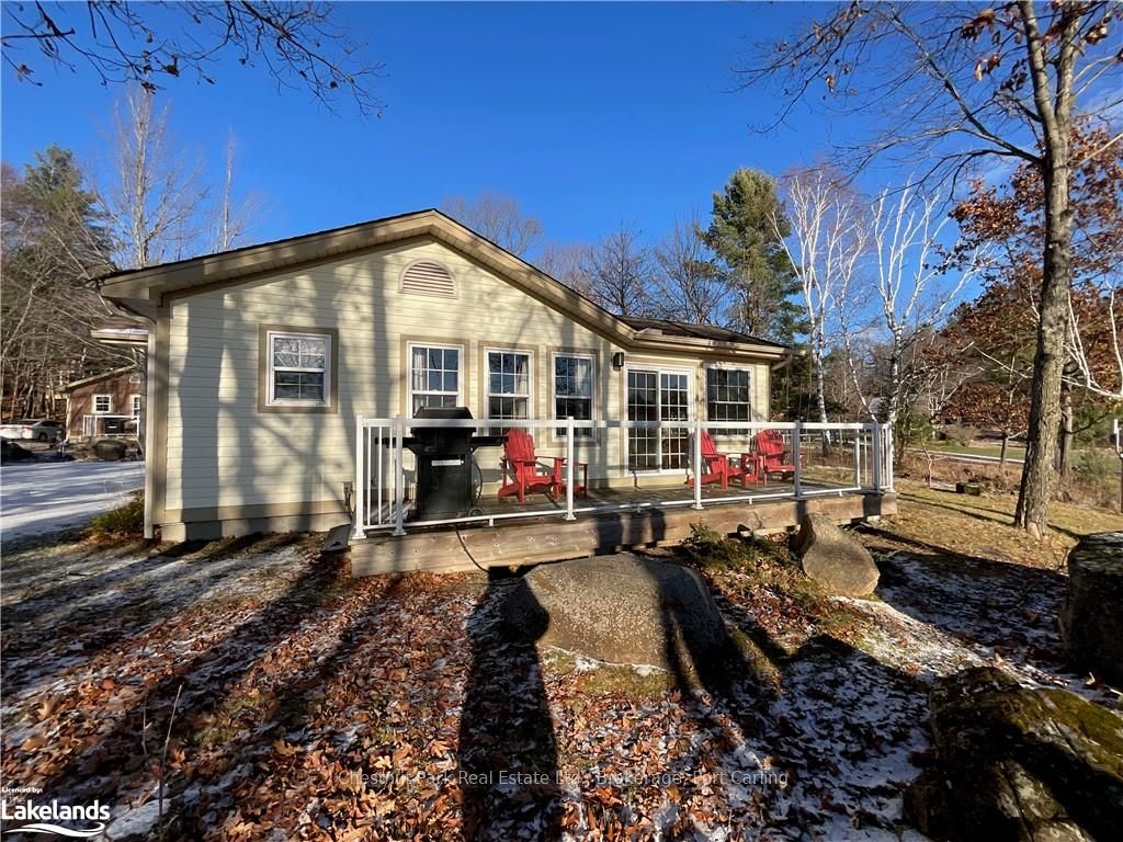 1052 RAT BAY Road 108-8, Lake of Bays, ON P1H 2J6