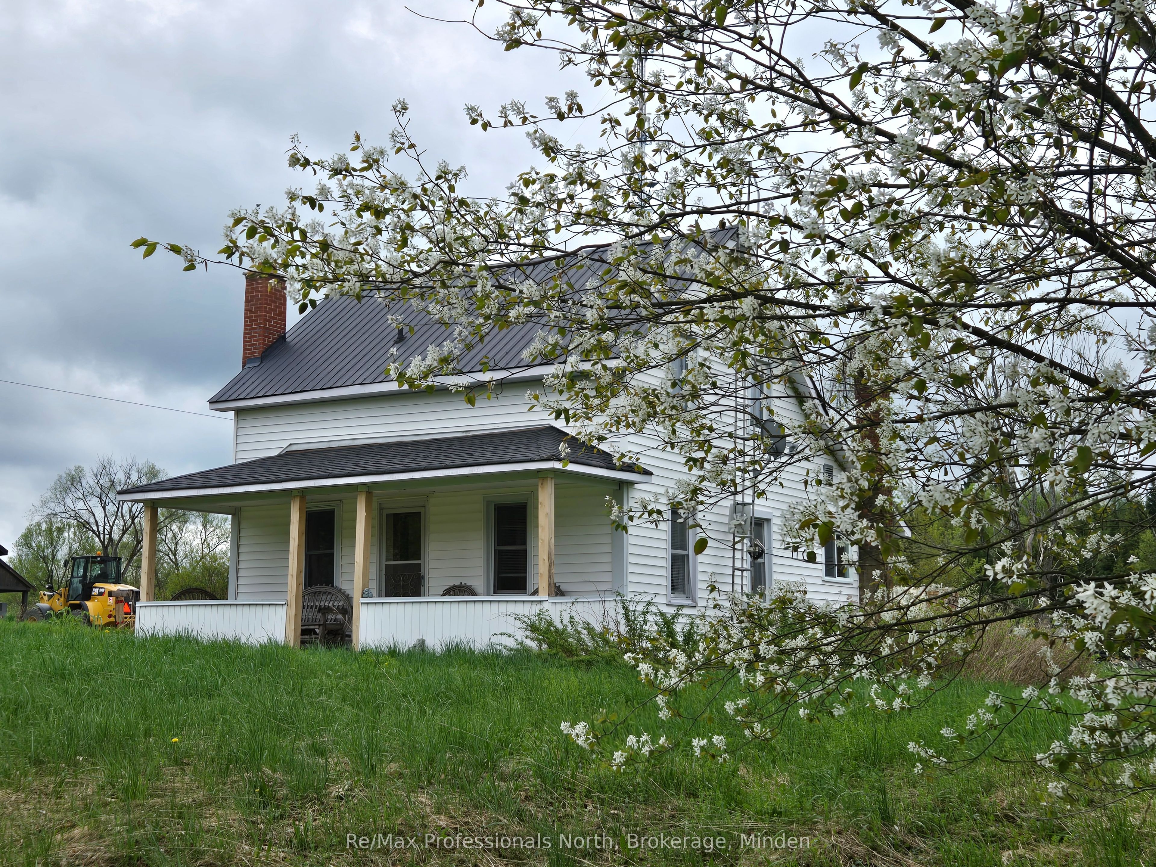 1047 MCCREA Road, Highlands East, ON K0L 2Y0 photo 2