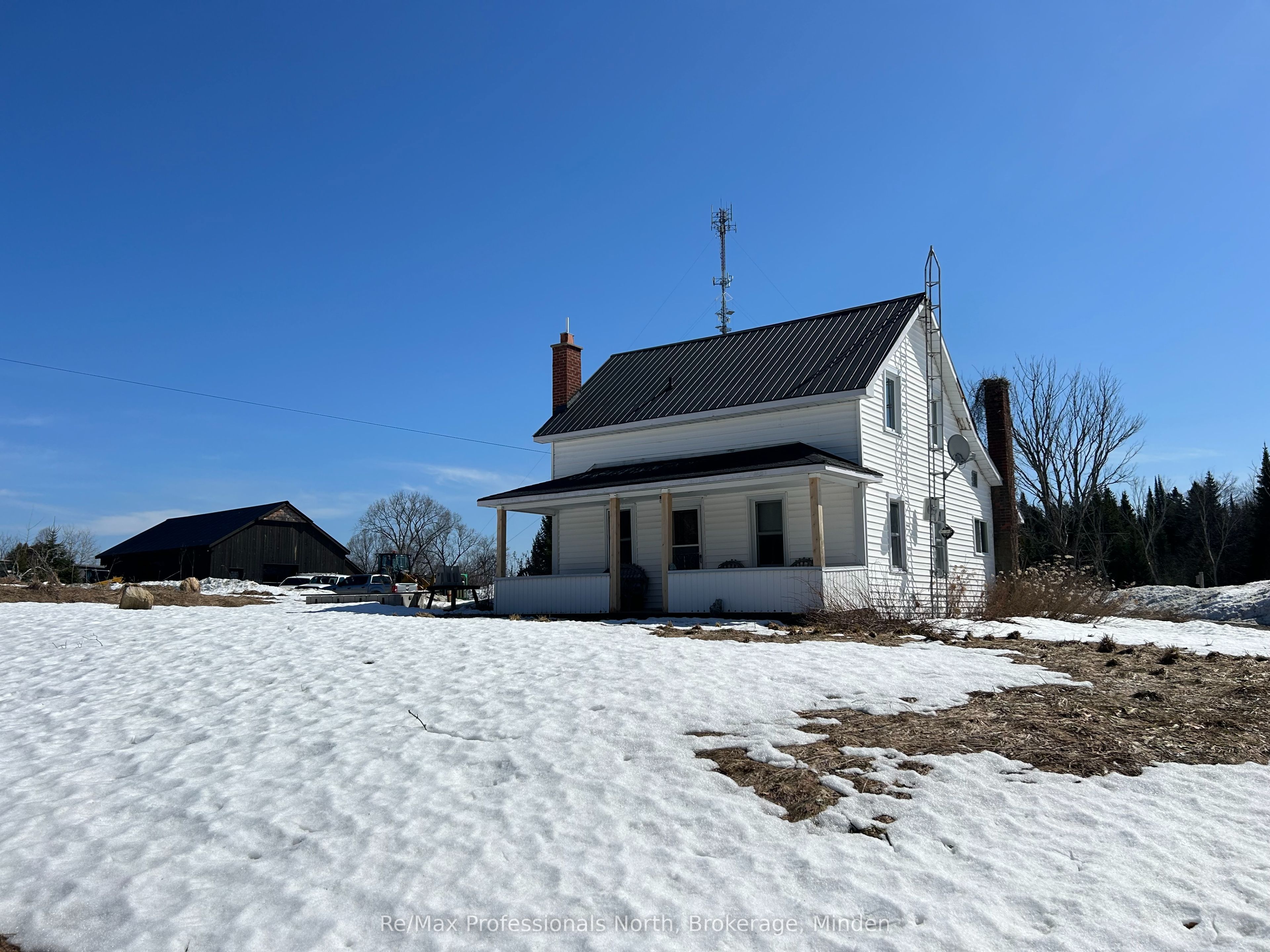 1047 MCCREA Road, Highlands East, ON K0L 2Y0 photo 3