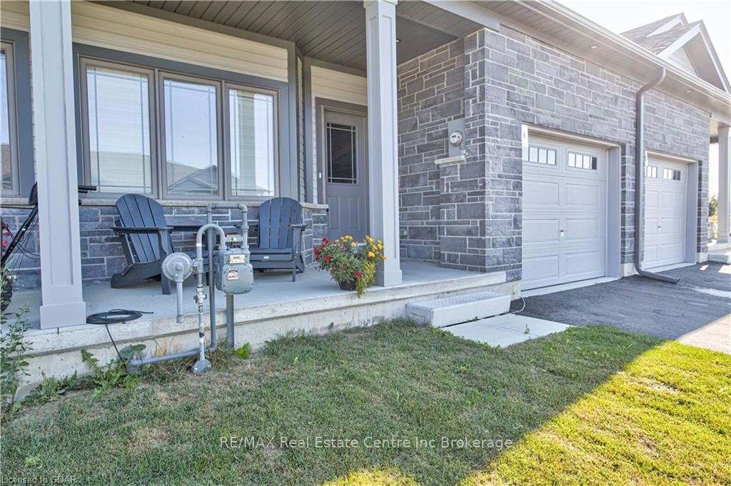 84 CHERYL Avenue, North Perth, ON N0G 1B0 photo 2