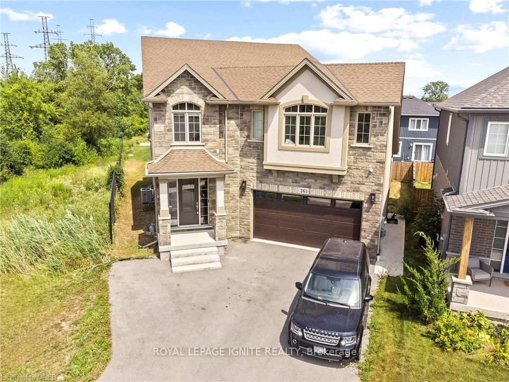 263 Memorial Park Drive, Welland, ON L3B 0E3 photo 2