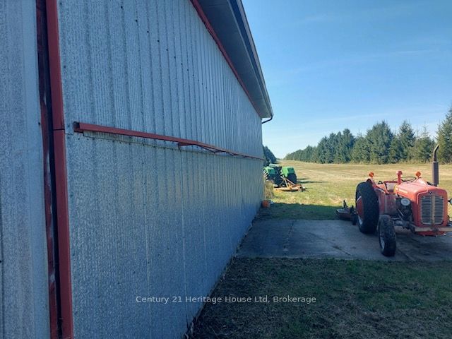 7174 Highway 6, Mapleton, ON N0G 1A0 photo 4