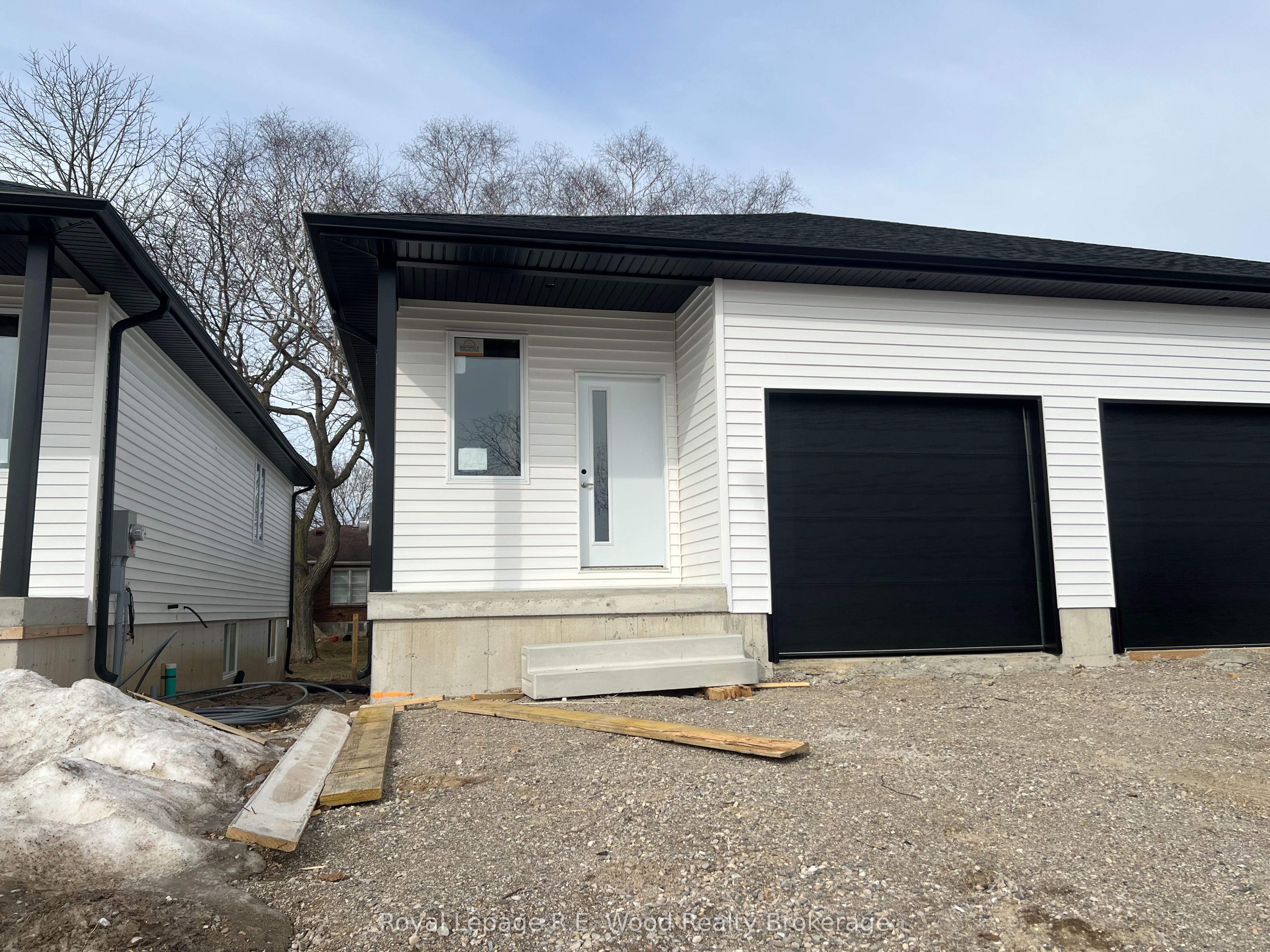 335 John Street S, Aylmer, ON N5H 2C9