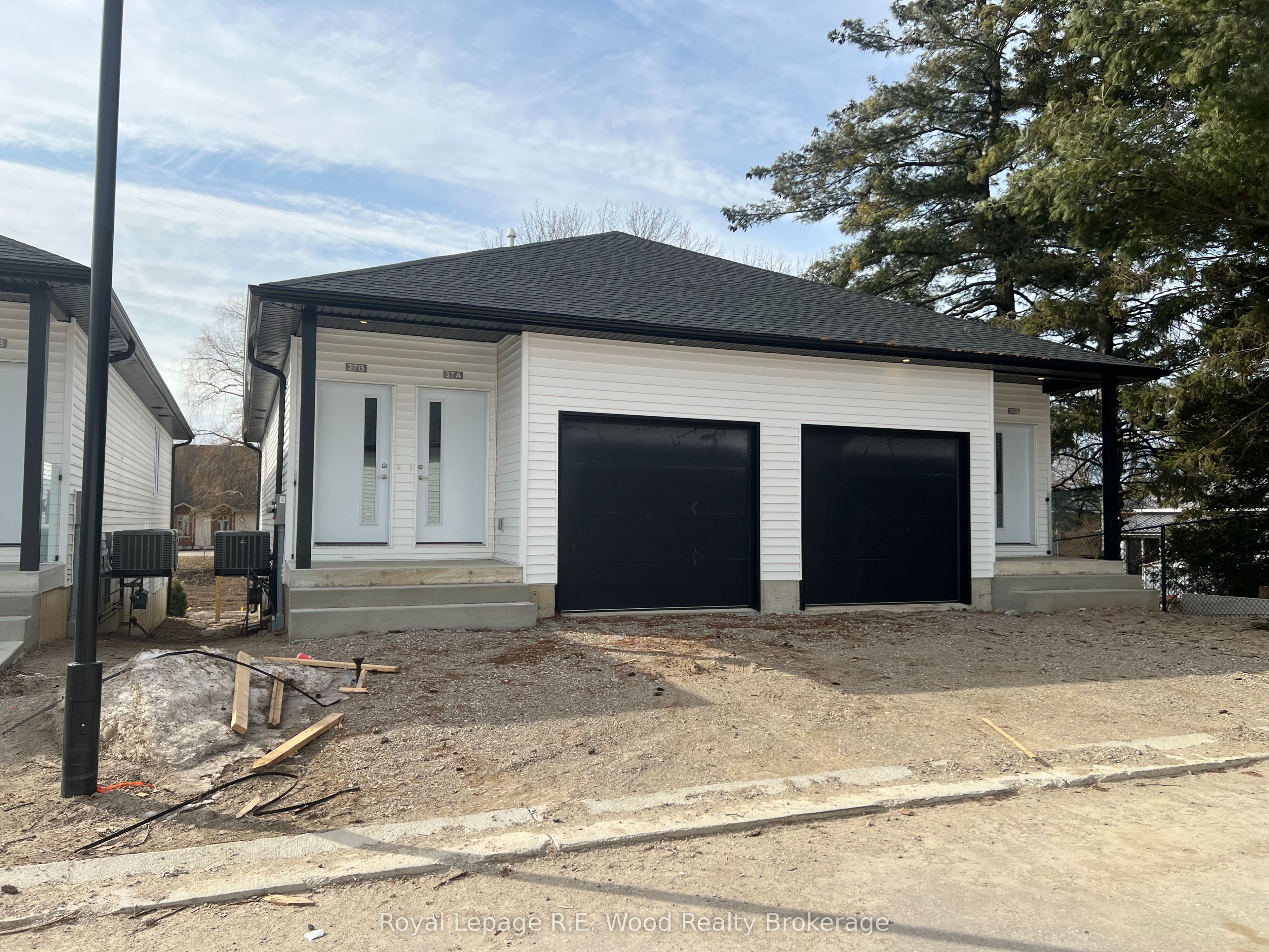 335 John Street S, Aylmer, ON N5H 2C9