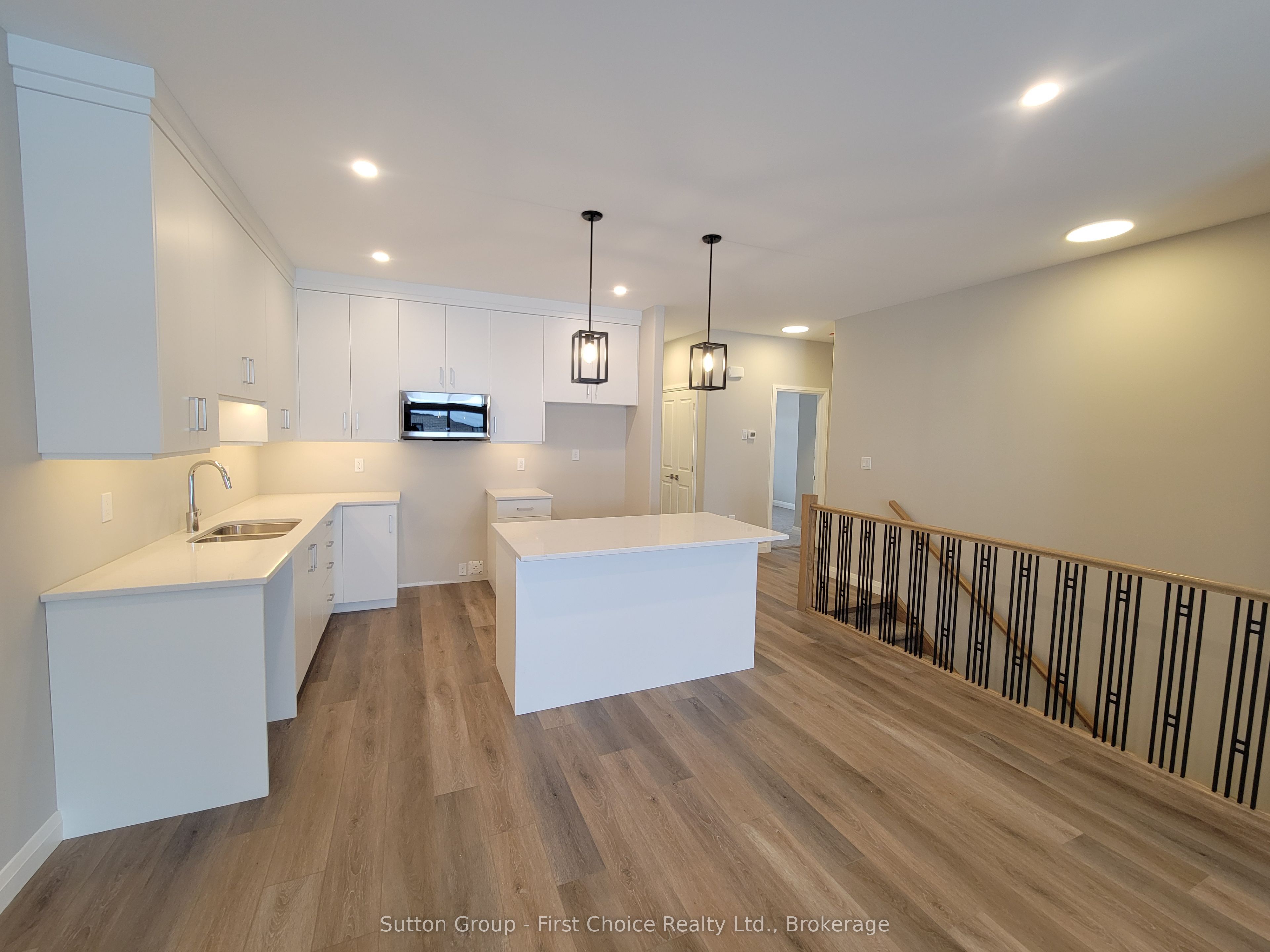 119 ROWE Avenue, South Huron, ON N0M 1S1 photo 5