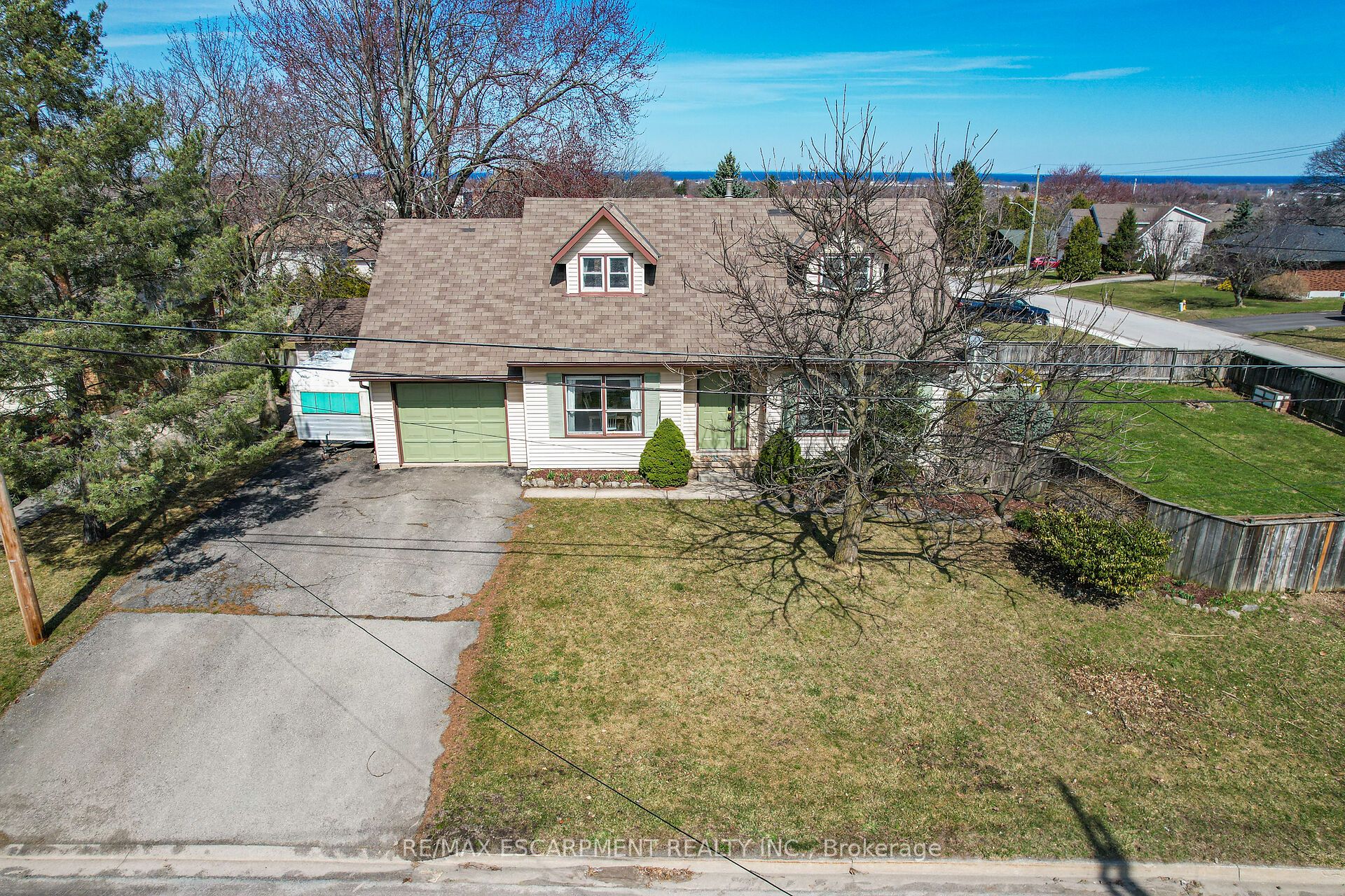 5001 Hillside Drive, Lincoln, ON L3J 0L1 photo 3