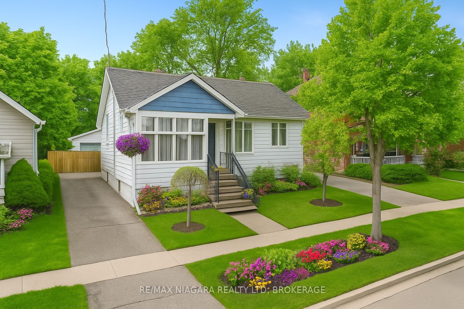 215 Phipps Street, Fort Erie, ON L2A 2V4