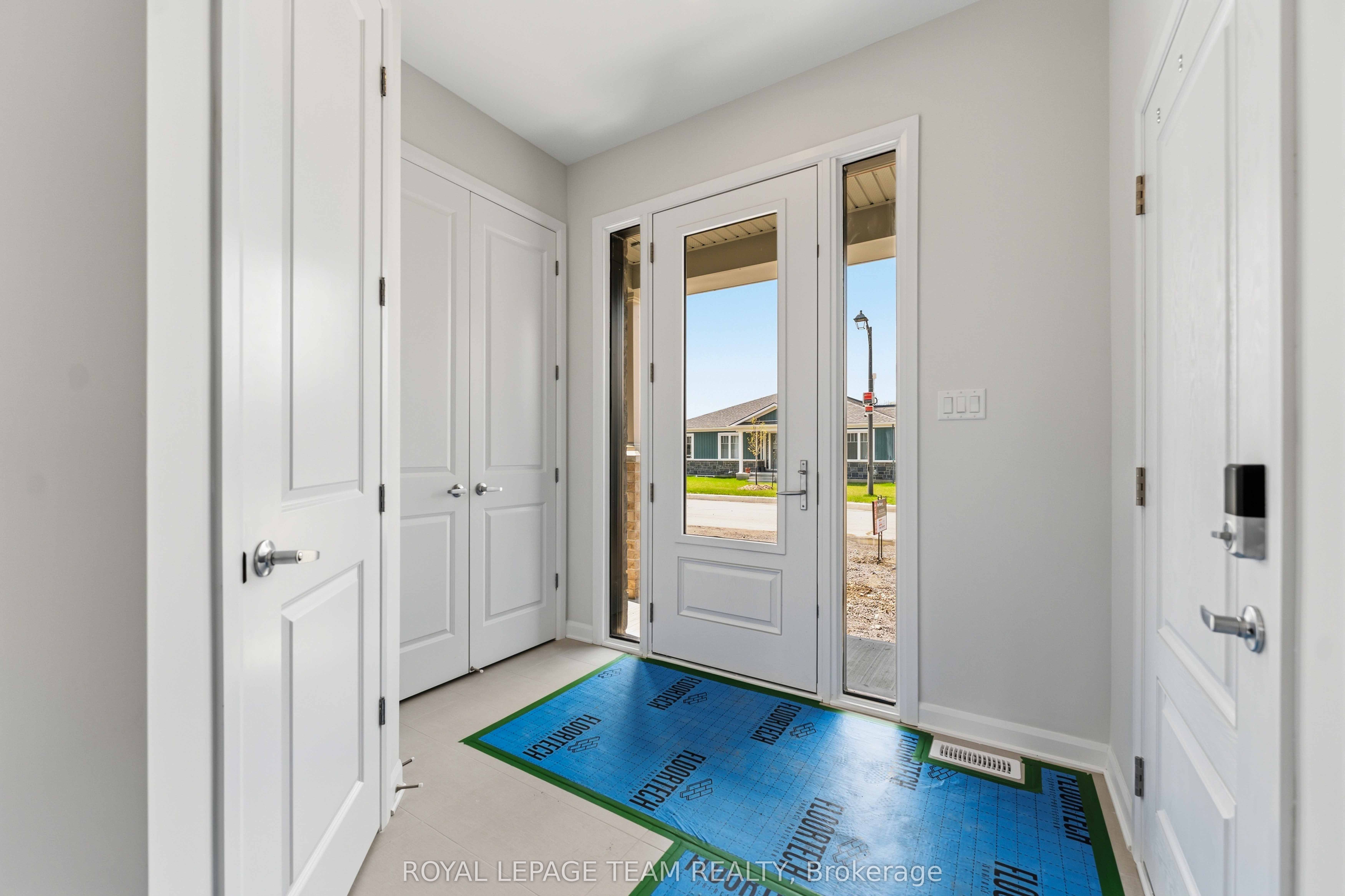 2026 Wanderer Avenue, Manotick - Kars - Rideau Twp and Area, ON K4M 0Z2 photo 2