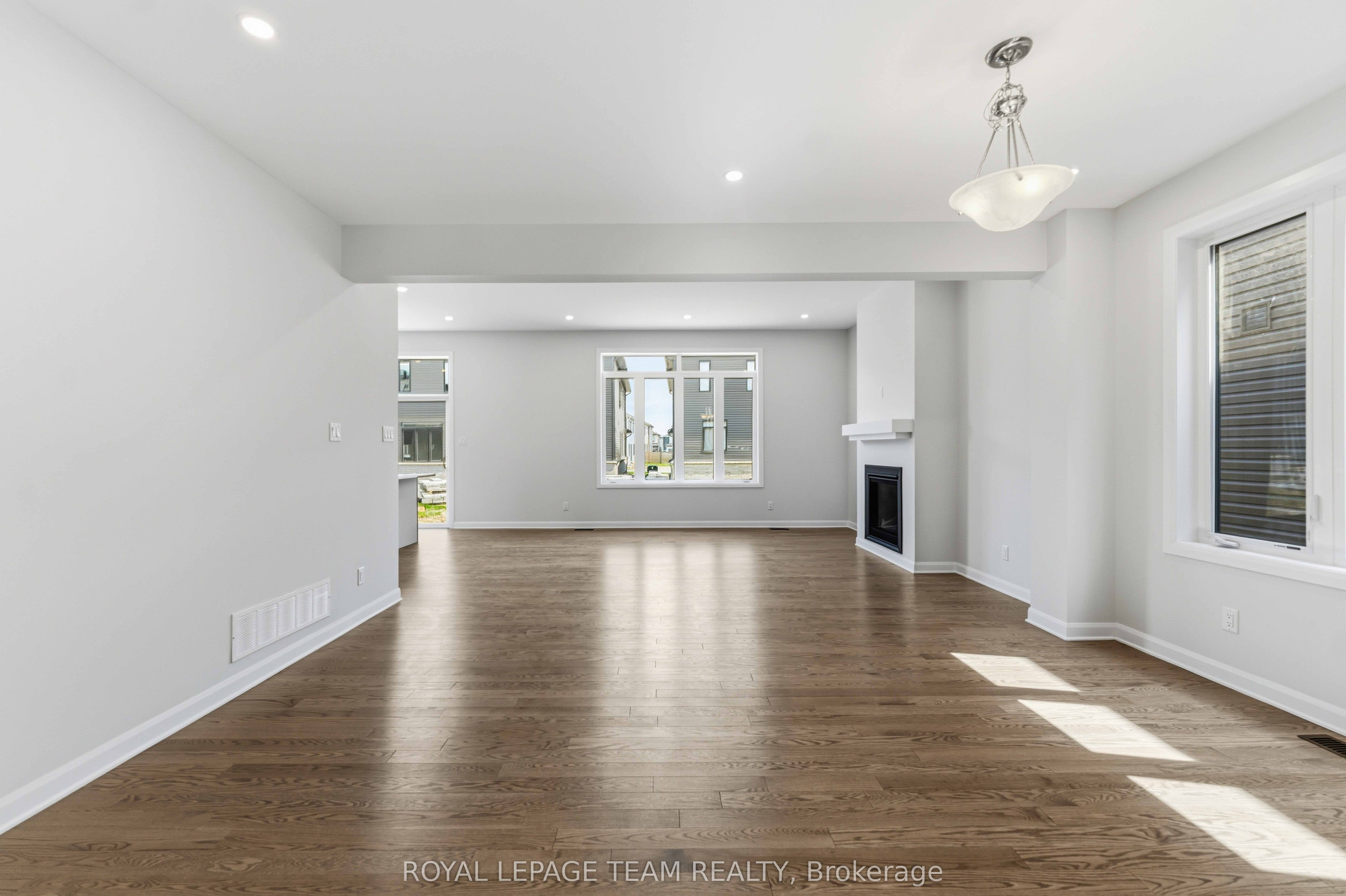 2026 Wanderer Avenue, Manotick - Kars - Rideau Twp and Area, ON K4M 0Z2 photo 3