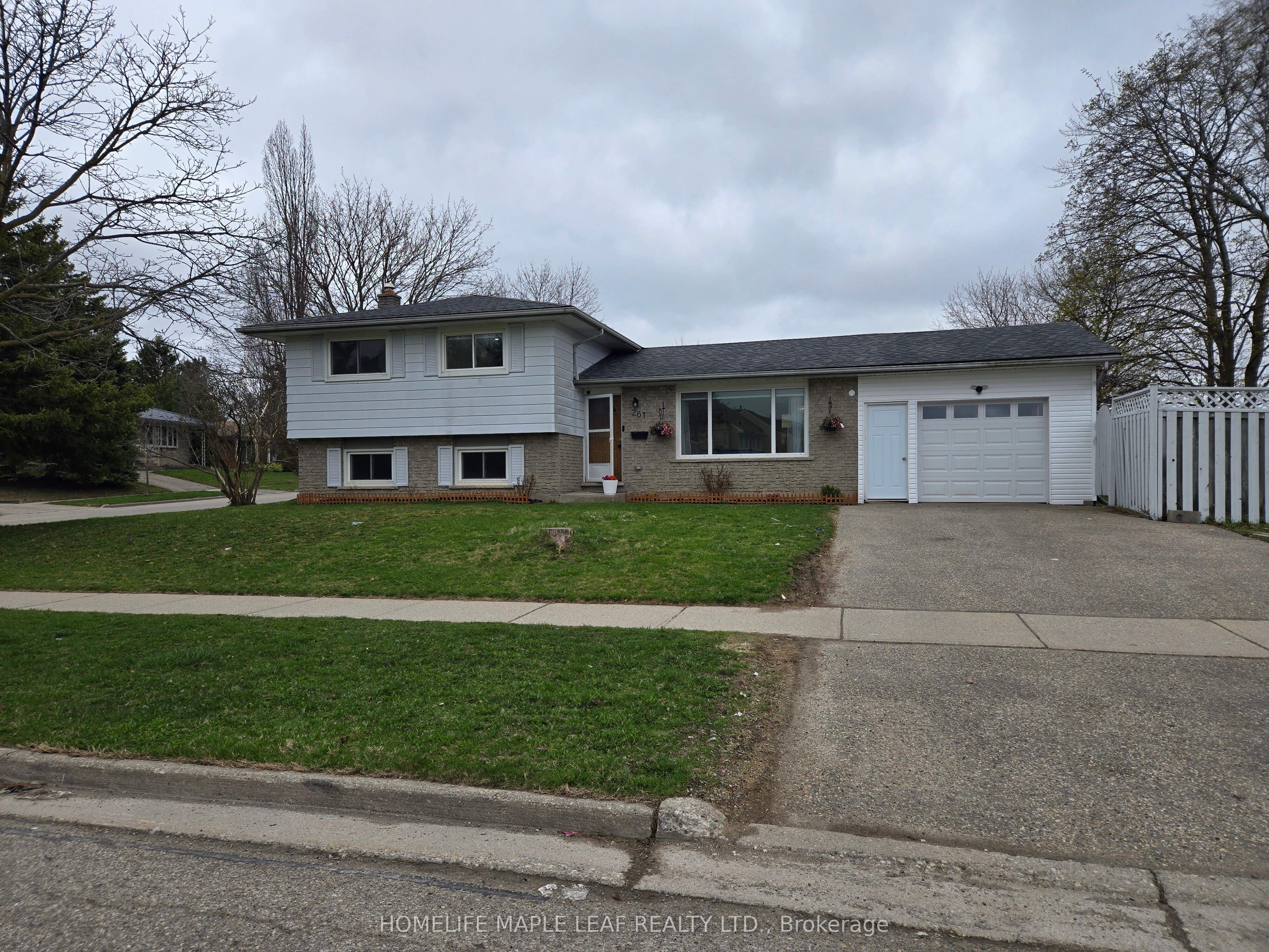 261 Overlea Drive, Kitchener, ON N2M 1T7 photo 2
