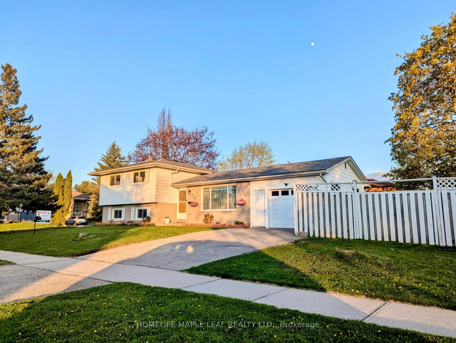261 Overlea Drive, Kitchener, ON N2M 1T7 photo 5
