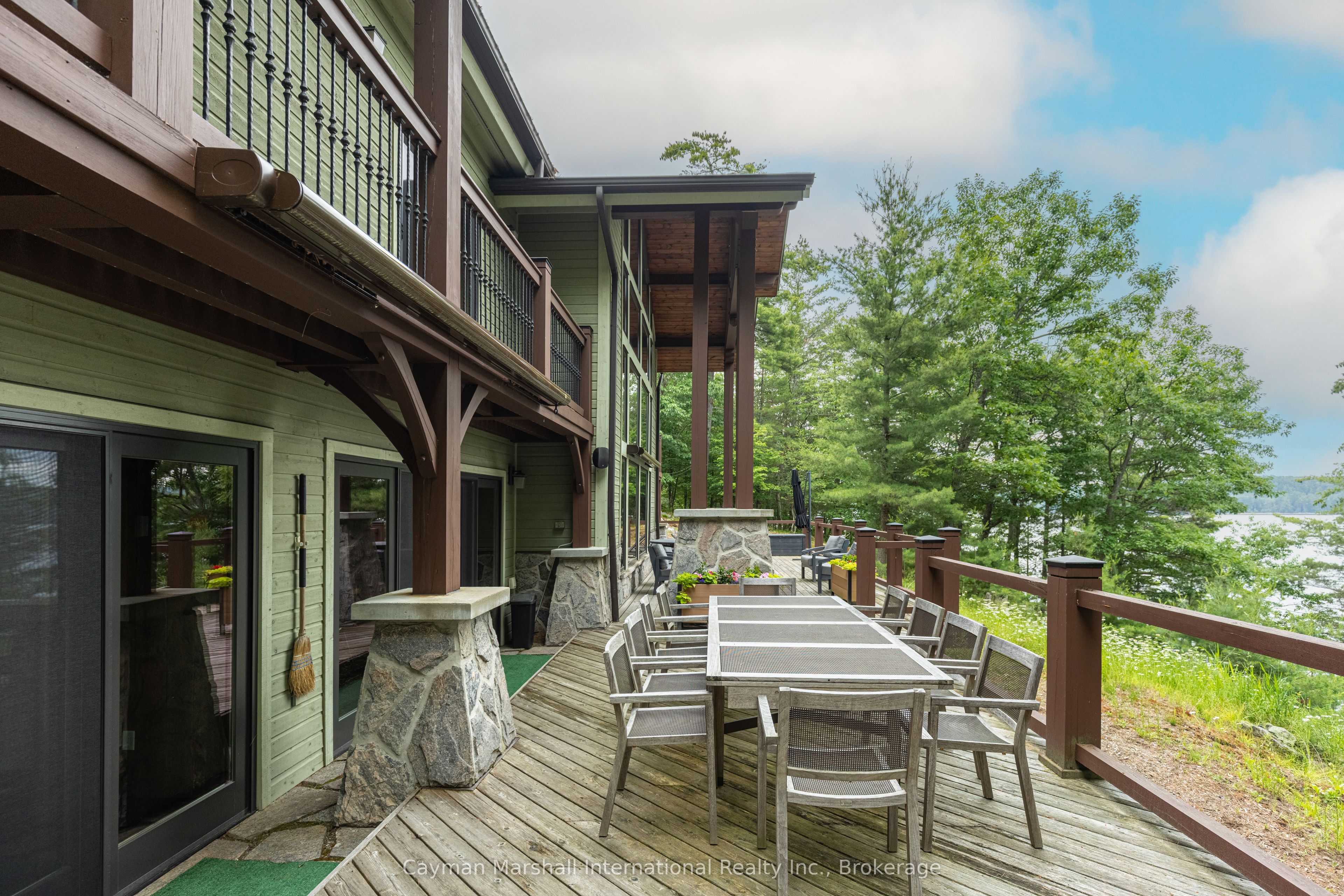 84 BIGWIN ISLAND, Lake of Bays, ON P0B 1A0 photo 3